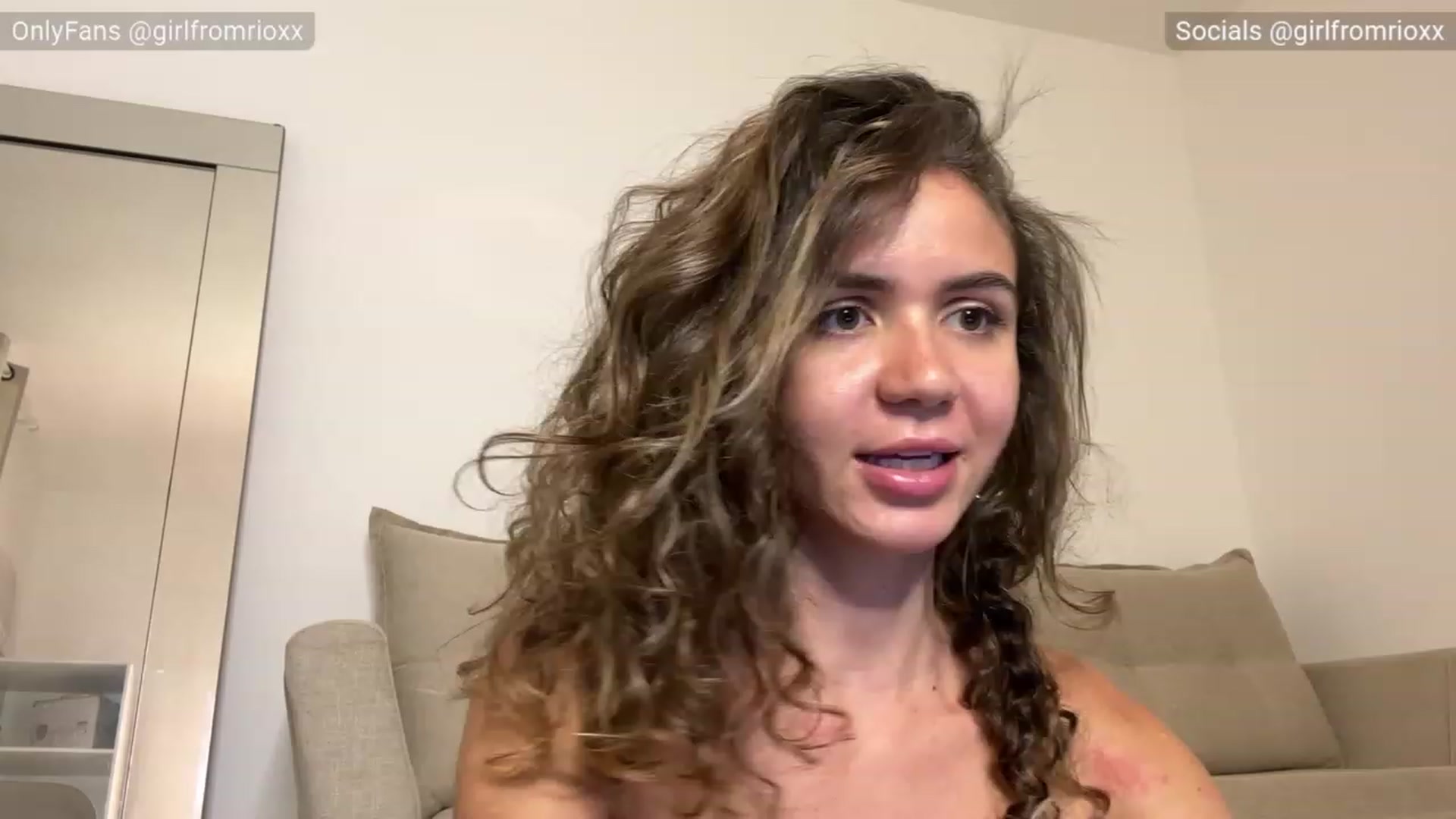 Gallery image thumbnail from Girlfromrio's myfreecams stream on, 11/07/2023, 05:30 image 6 of 20