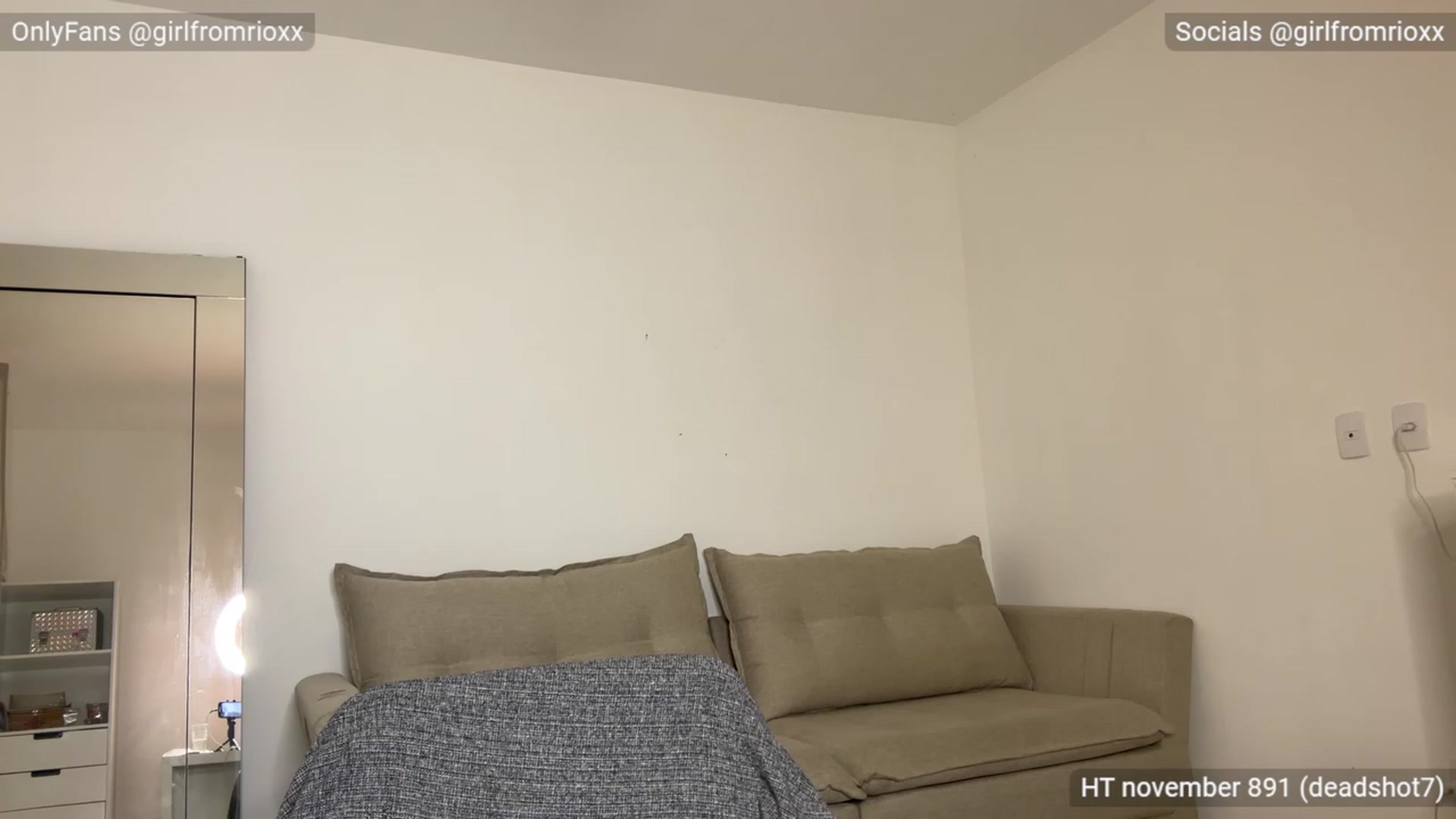 Gallery image thumbnail from Girlfromrio's myfreecams stream on, 11/16/2023, 24:42 image 12 of 20