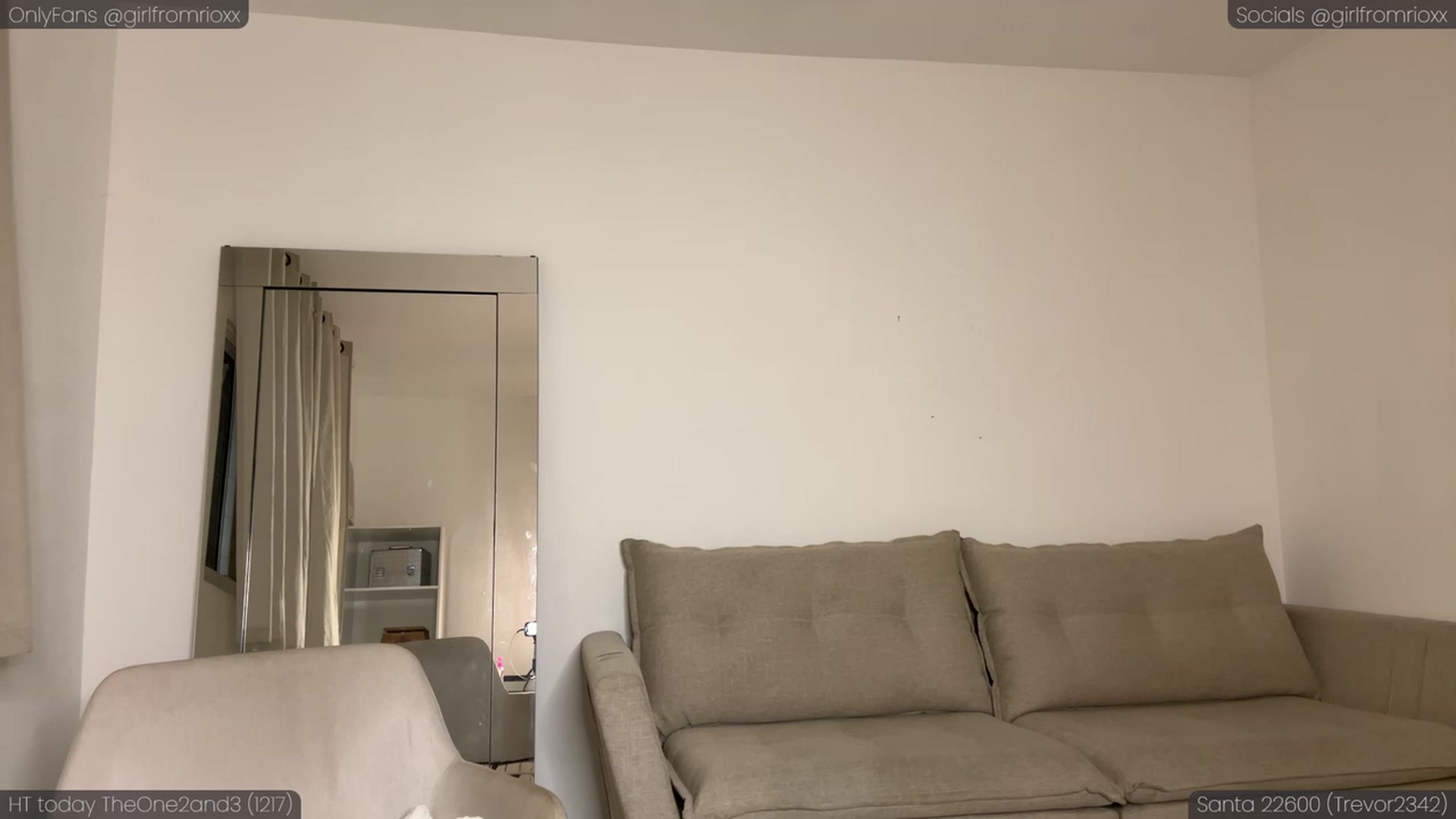 Gallery image thumbnail from Girlfromrio's myfreecams stream on, 12/28/2023, 23:44 image 13 of 20