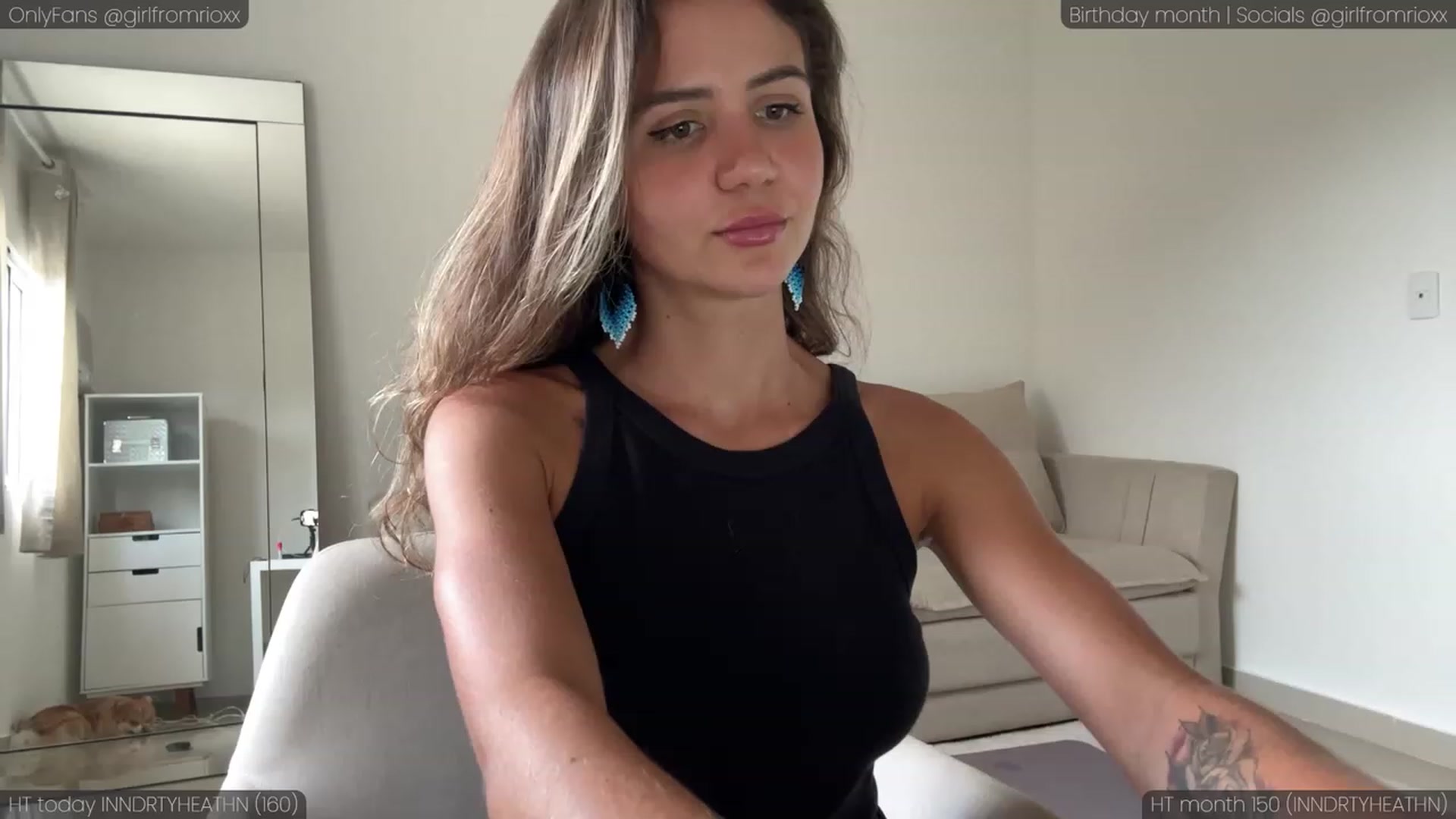 Gallery image thumbnail from Girlfromrio's myfreecams stream on, 01/02/2024, 21:13 image 4 of 20