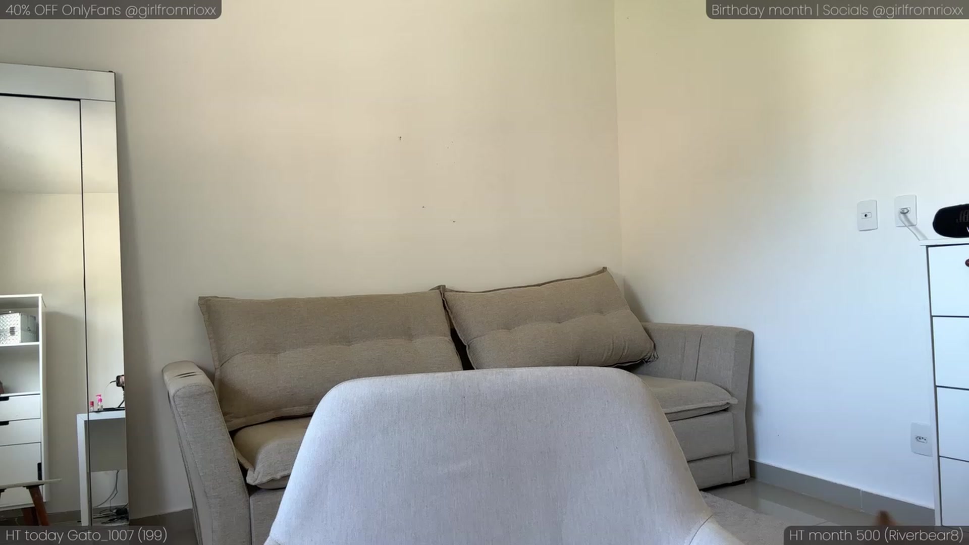 Gallery image thumbnail from Girlfromrio's myfreecams stream on, 01/06/2024, 18:28 image 10 of 20