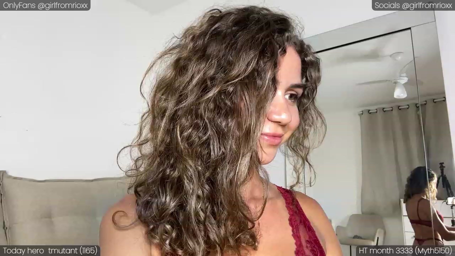 Gallery image thumbnail from Girlfromrio's myfreecams stream on, 02/29/2024, 24:03 image 13 of 20