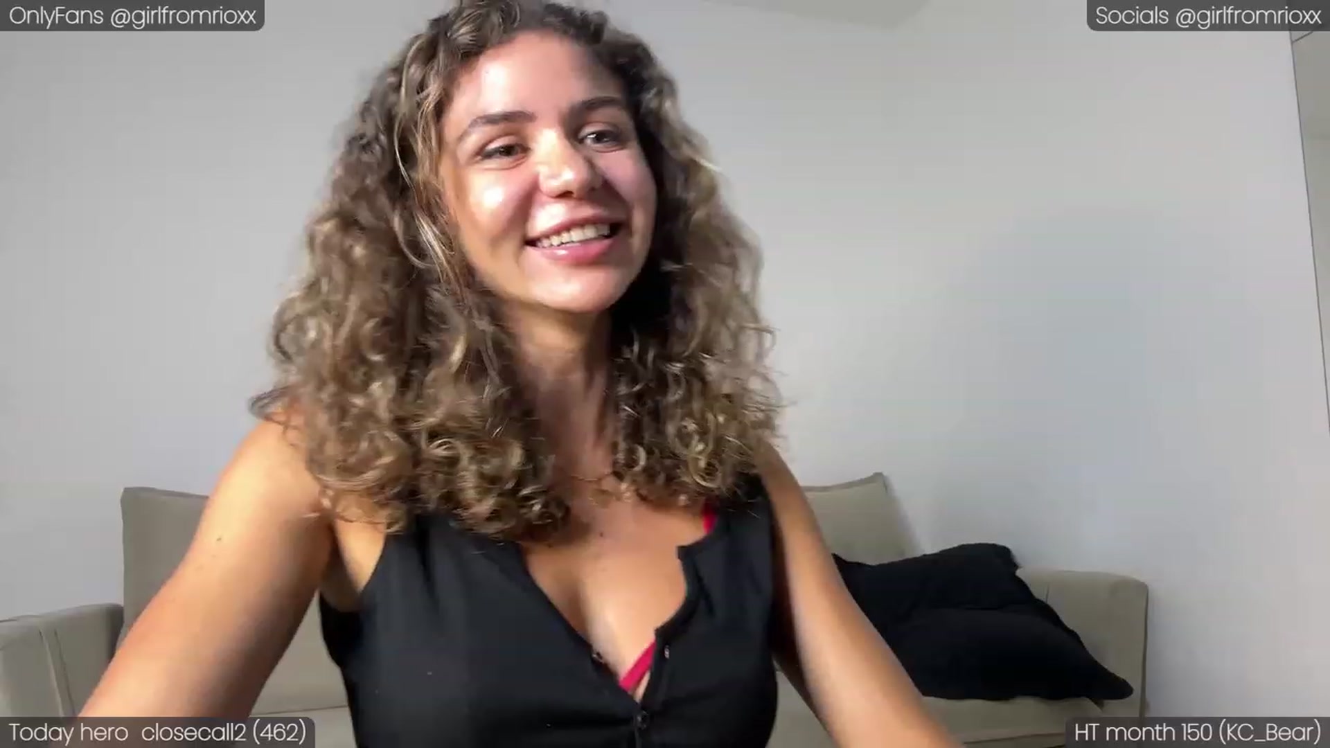 Gallery image thumbnail from Girlfromrio's myfreecams stream on, 03/04/2024, 01:46 image 6 of 20