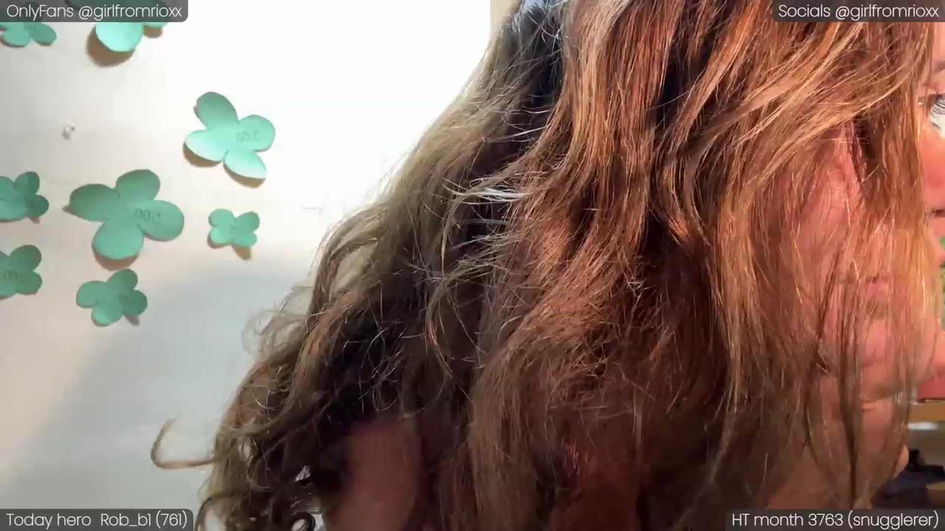 Gallery image thumbnail from Girlfromrio's myfreecams stream on, 03/18/2024, 24:02 image 11 of 20