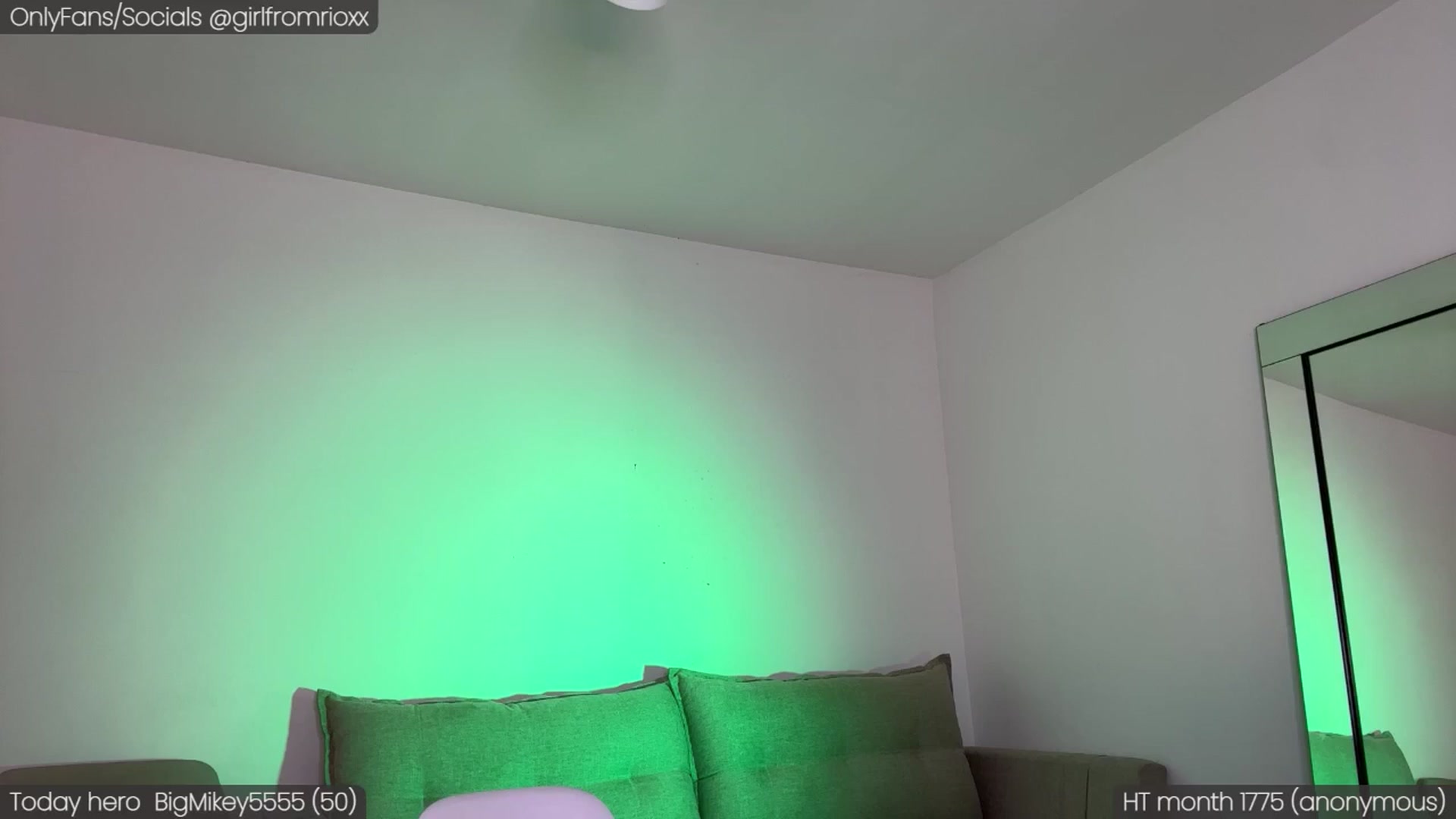 Gallery image thumbnail from Girlfromrio's myfreecams stream on, 05/10/2024, 04:04 image 15 of 20