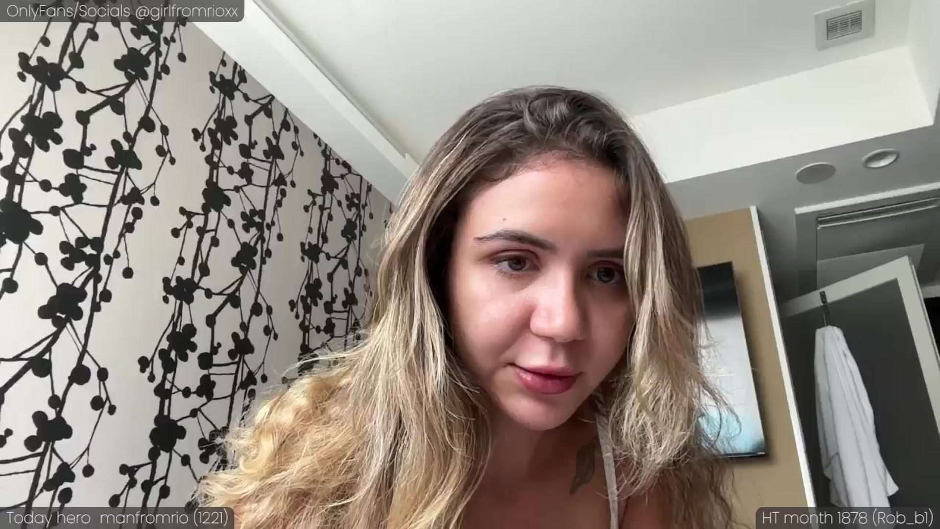 Gallery image thumbnail from Girlfromrio's myfreecams stream on, 06/24/2024, 05:30 image 2 of 20