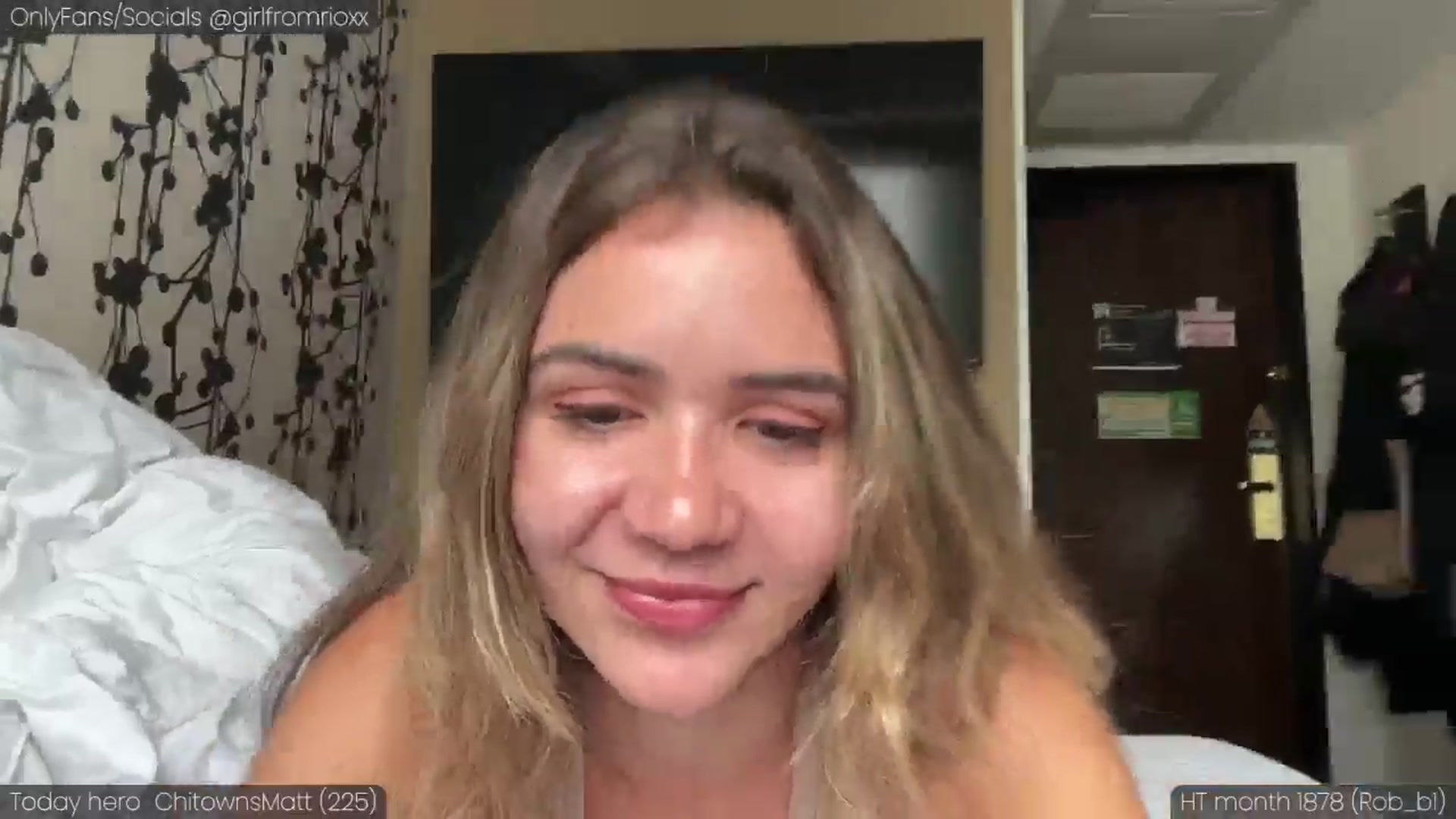 Gallery image thumbnail from Girlfromrio's myfreecams stream on, 06/25/2024, 04:33 image 12 of 20