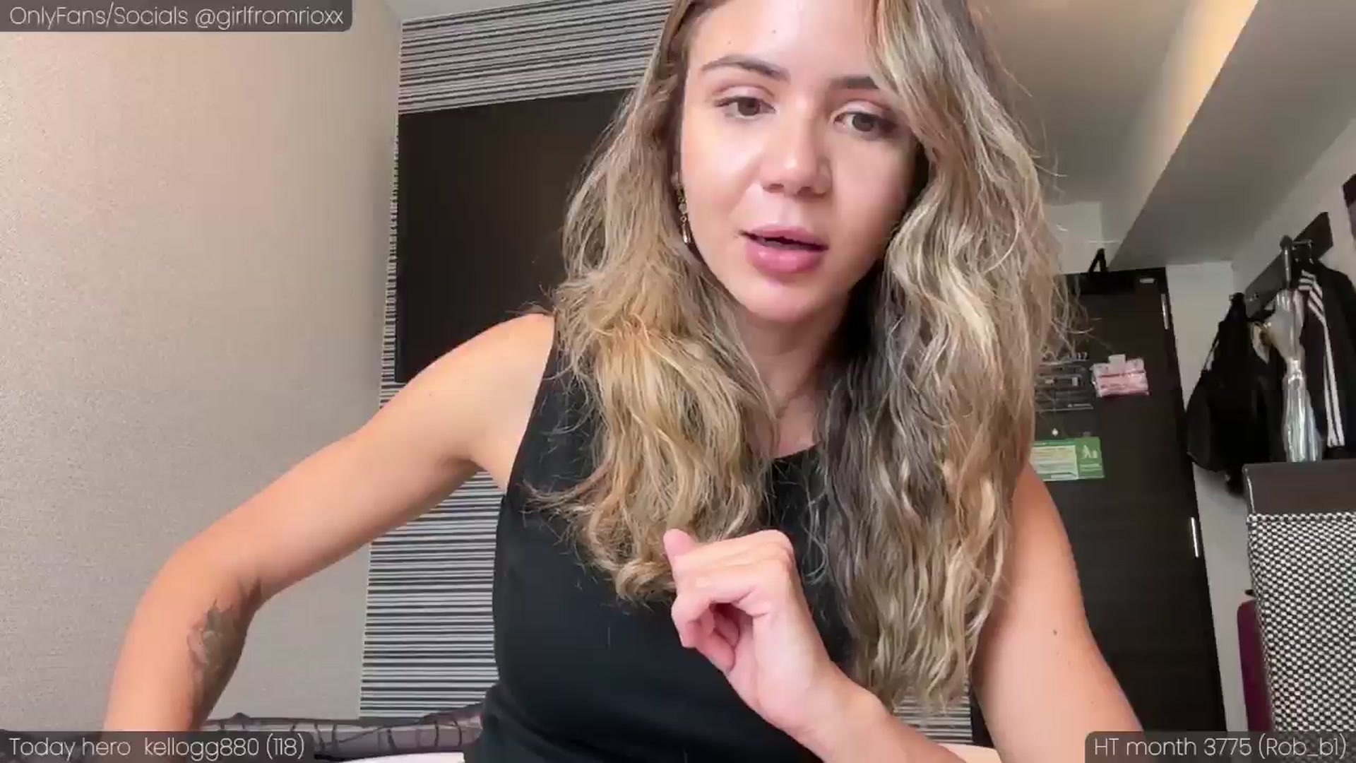 Gallery image thumbnail from Girlfromrio's myfreecams stream on, 07/03/2024, 04:55 image 8 of 20