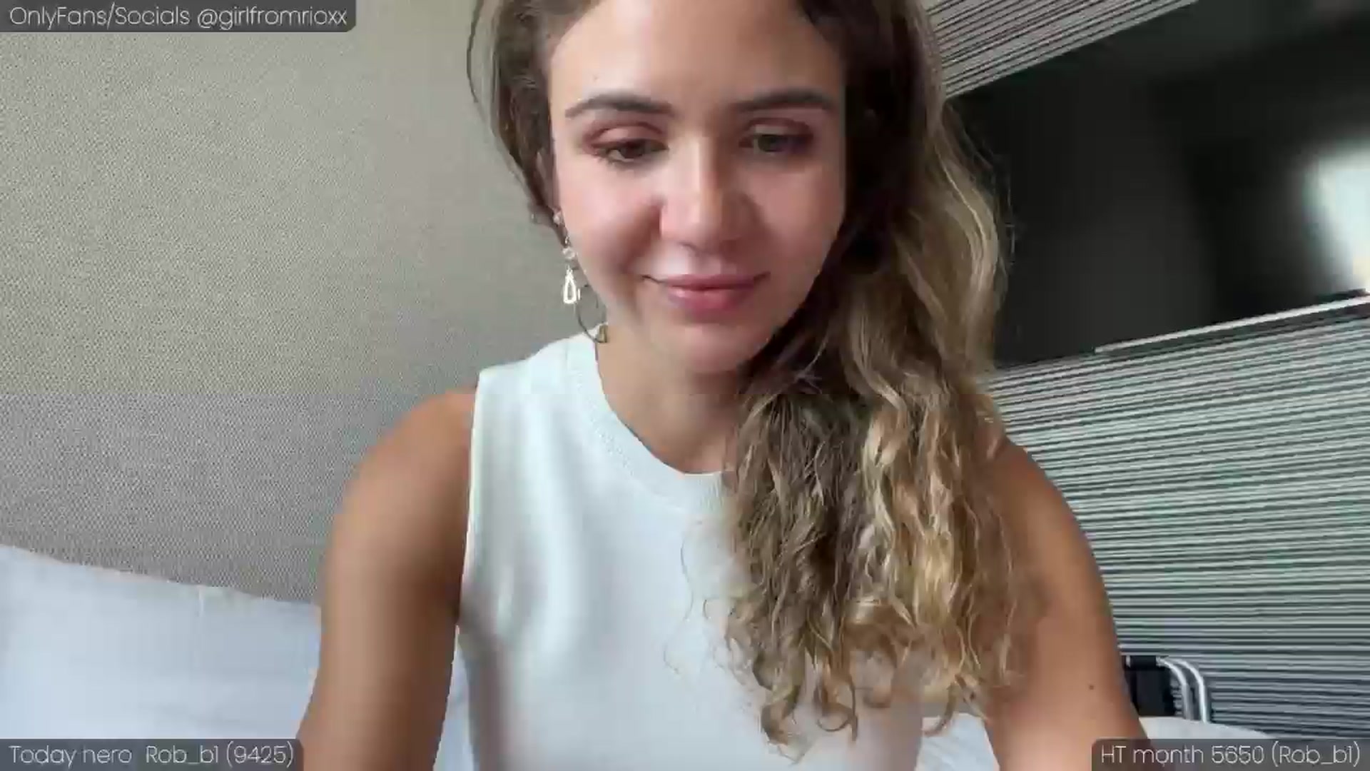 Gallery image thumbnail from Girlfromrio's myfreecams stream on, 07/05/2024, 06:54 image 19 of 20