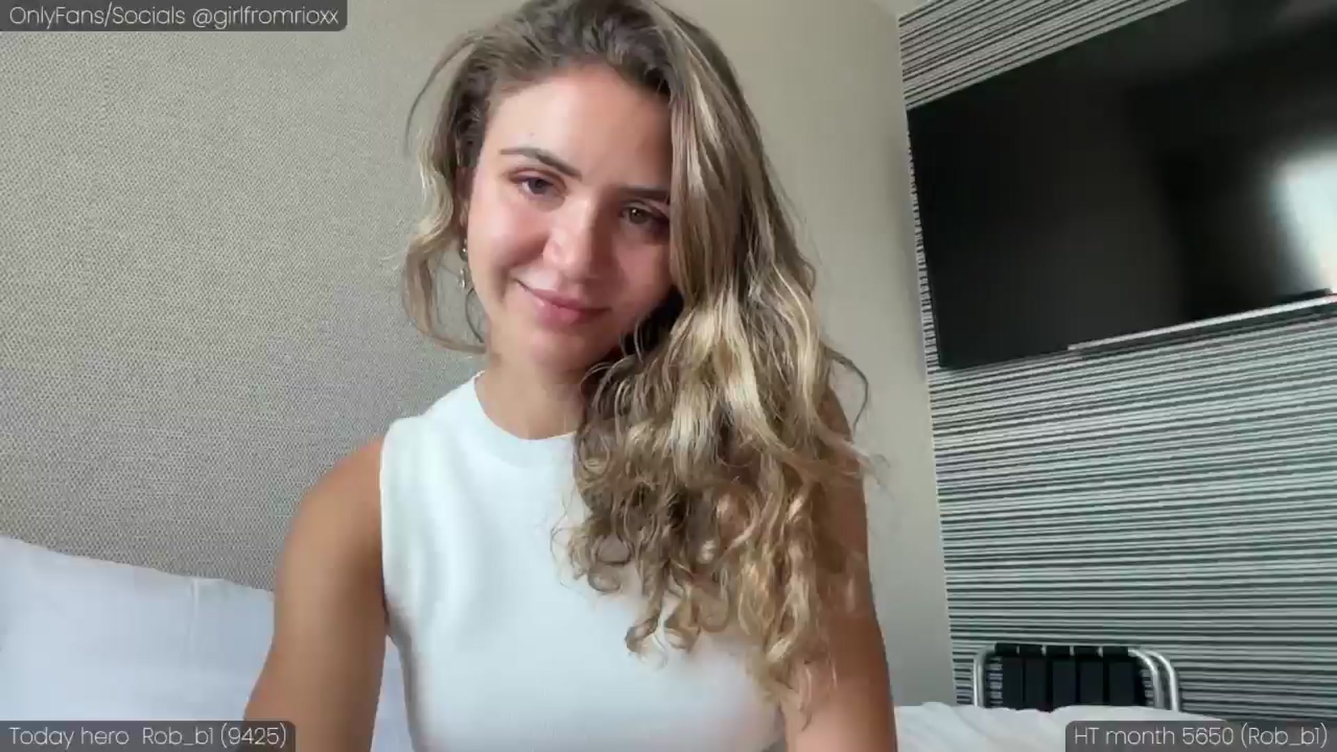 Gallery image thumbnail from Girlfromrio's myfreecams stream on, 07/05/2024, 06:54 image 20 of 20