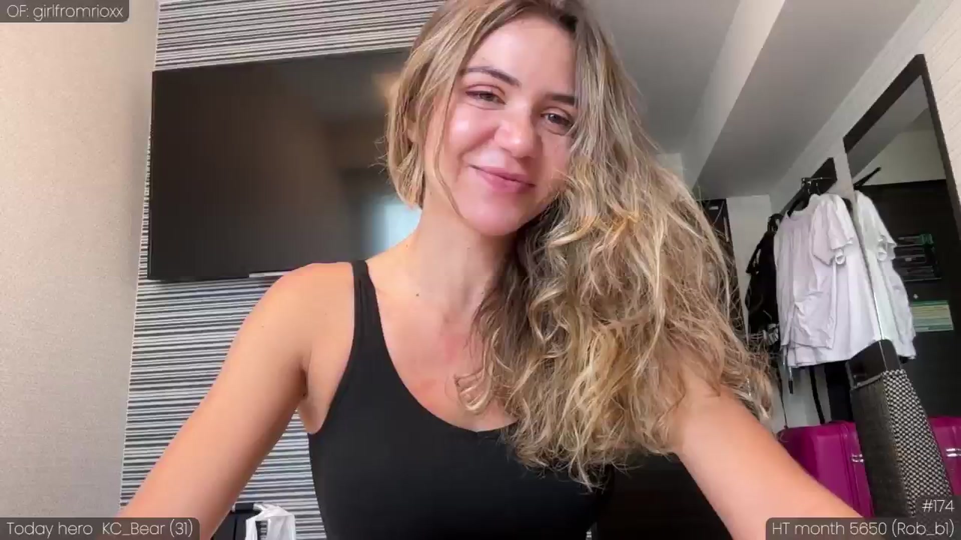 Gallery image thumbnail from Girlfromrio's myfreecams stream on, 07/08/2024, 07:00 image 5 of 20