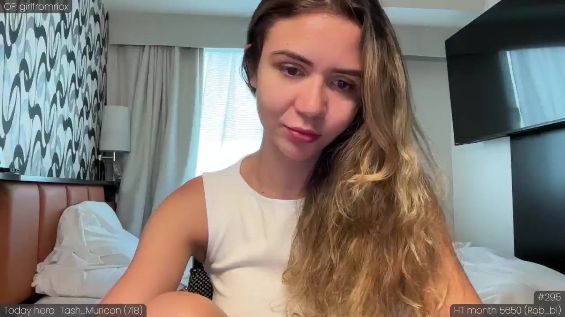 Gallery image thumbnail from Girlfromrio's myfreecams stream on, 07/23/2024, 05:10 image 7 of 20