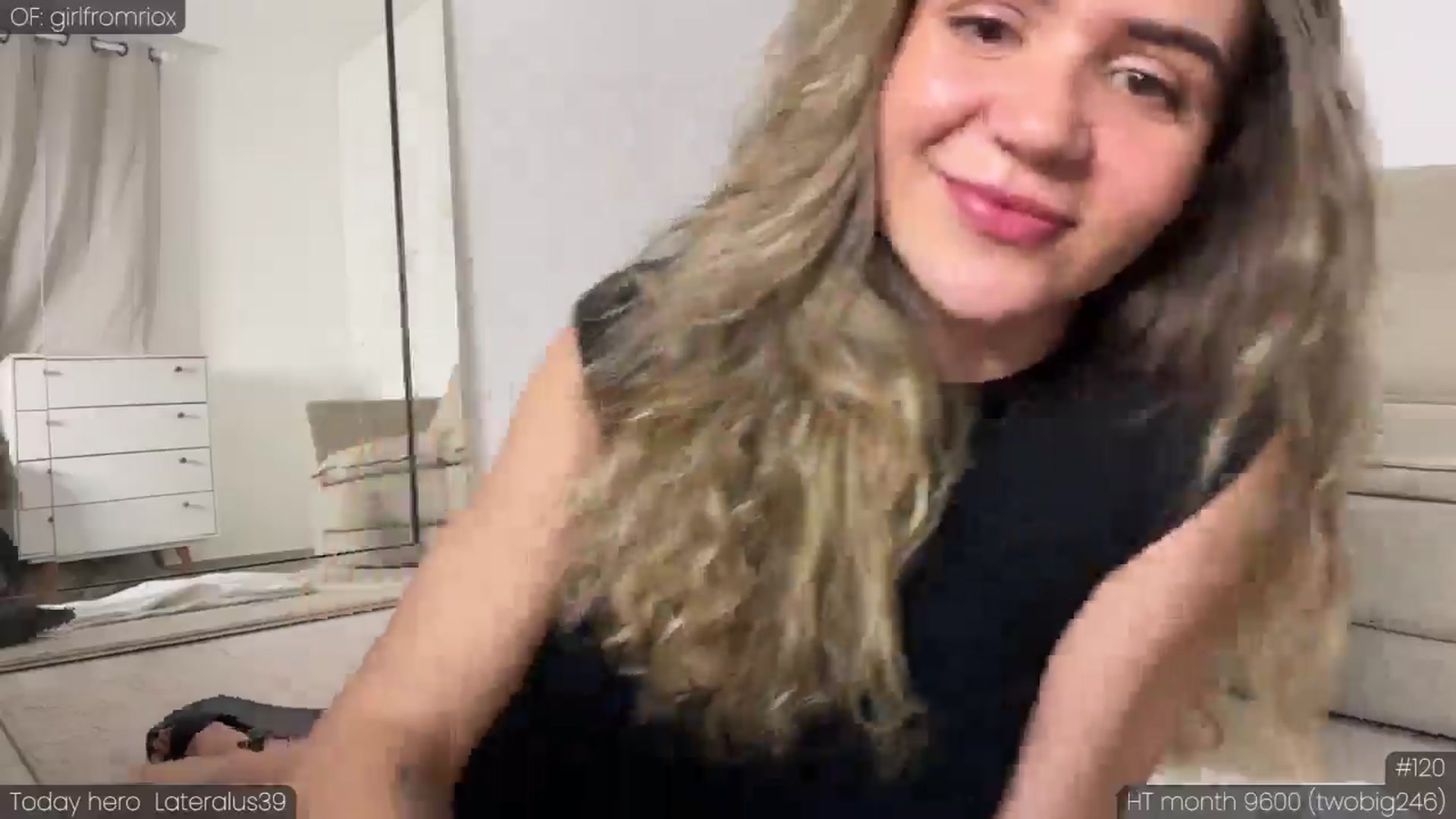 Gallery image thumbnail from Girlfromrio's myfreecams stream on, 09/05/2024, 04:48 image 5 of 20
