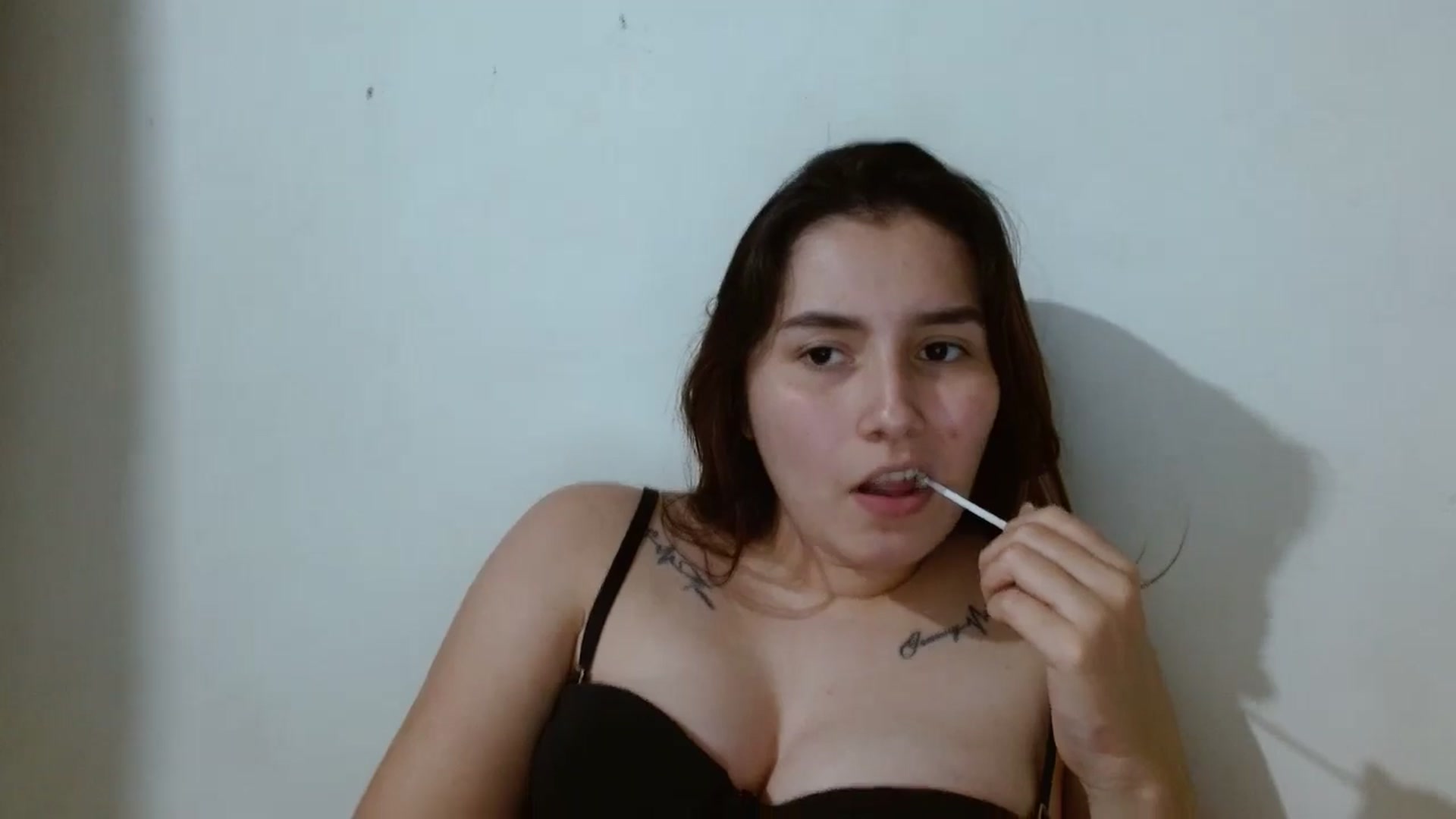 Gallery image thumbnail from Girlhot29's myfreecams stream on, 06/20/2024, 07:07 image 15 of 20