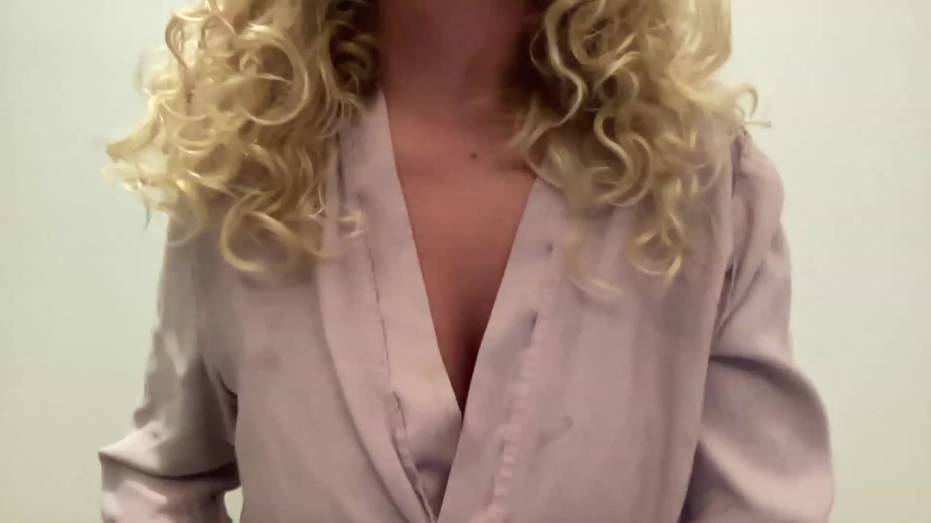 Gallery image thumbnail from GirlnextdoorM's myfreecams stream on, 11/25/2022, 19:18 image 17 of 20