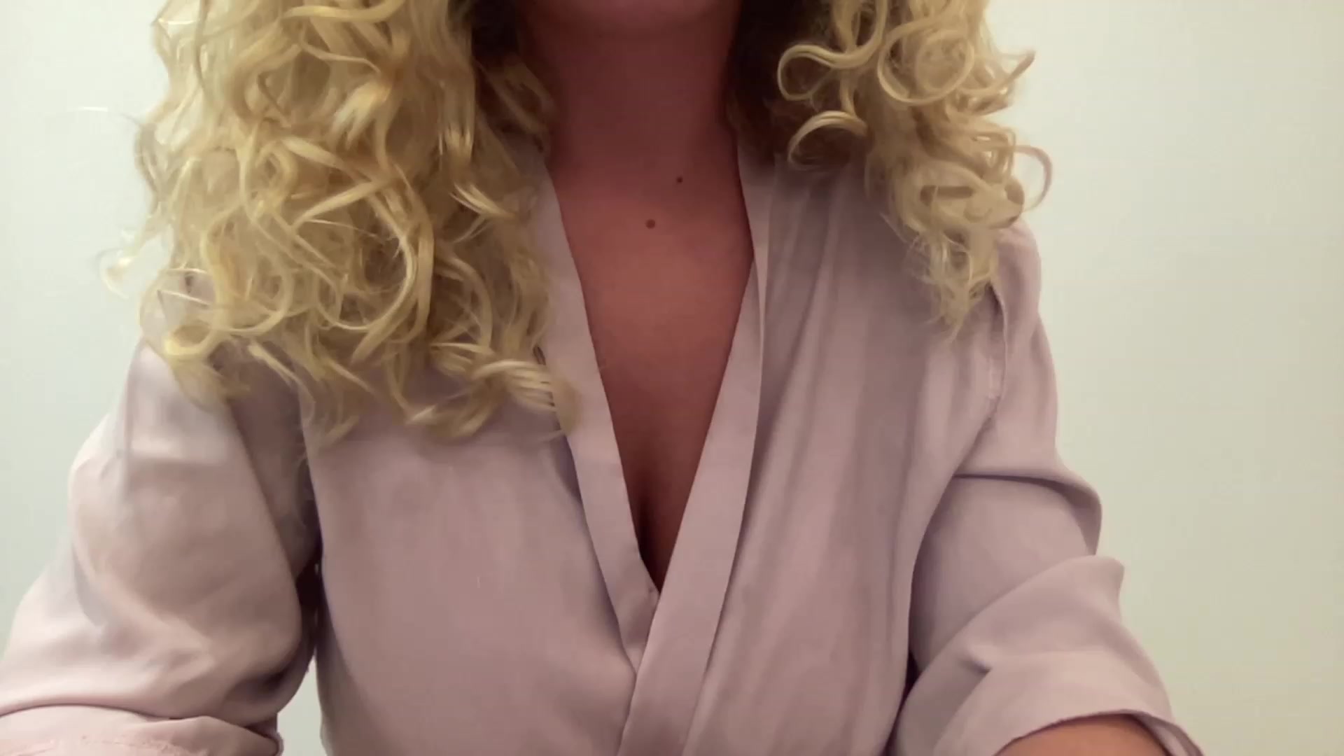Gallery image thumbnail from GirlnextdoorM's myfreecams stream on, 11/25/2022, 23:15 image 6 of 20