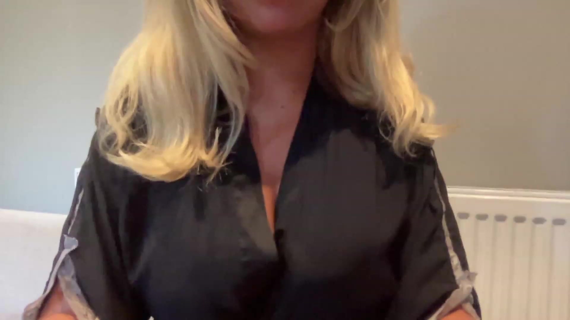 Gallery image thumbnail from GirlnextdoorM's myfreecams stream on, 06/04/2023, 15:42 image 8 of 20