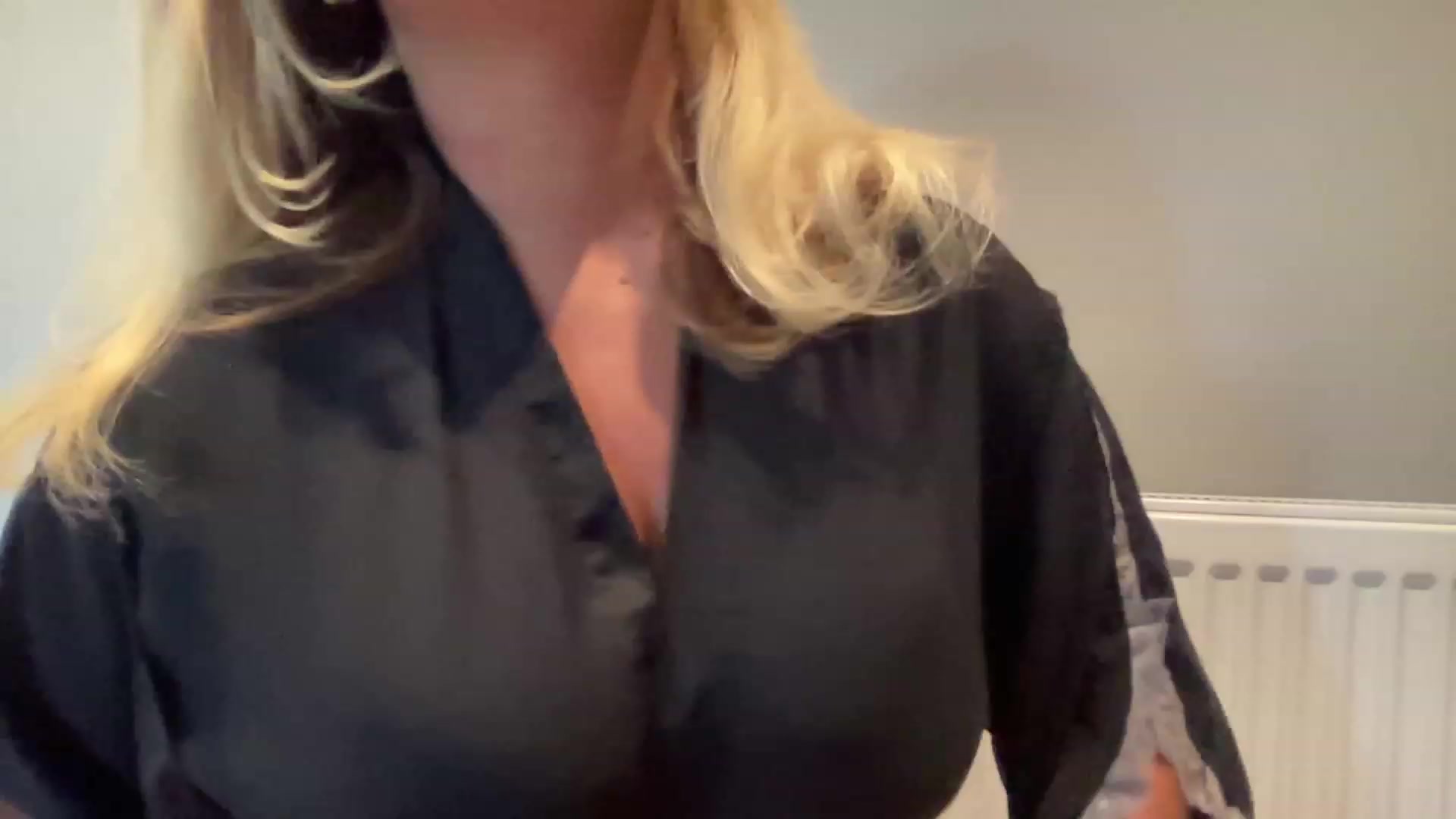 Gallery image thumbnail from GirlnextdoorM's myfreecams stream on, 06/04/2023, 16:14 image 20 of 20