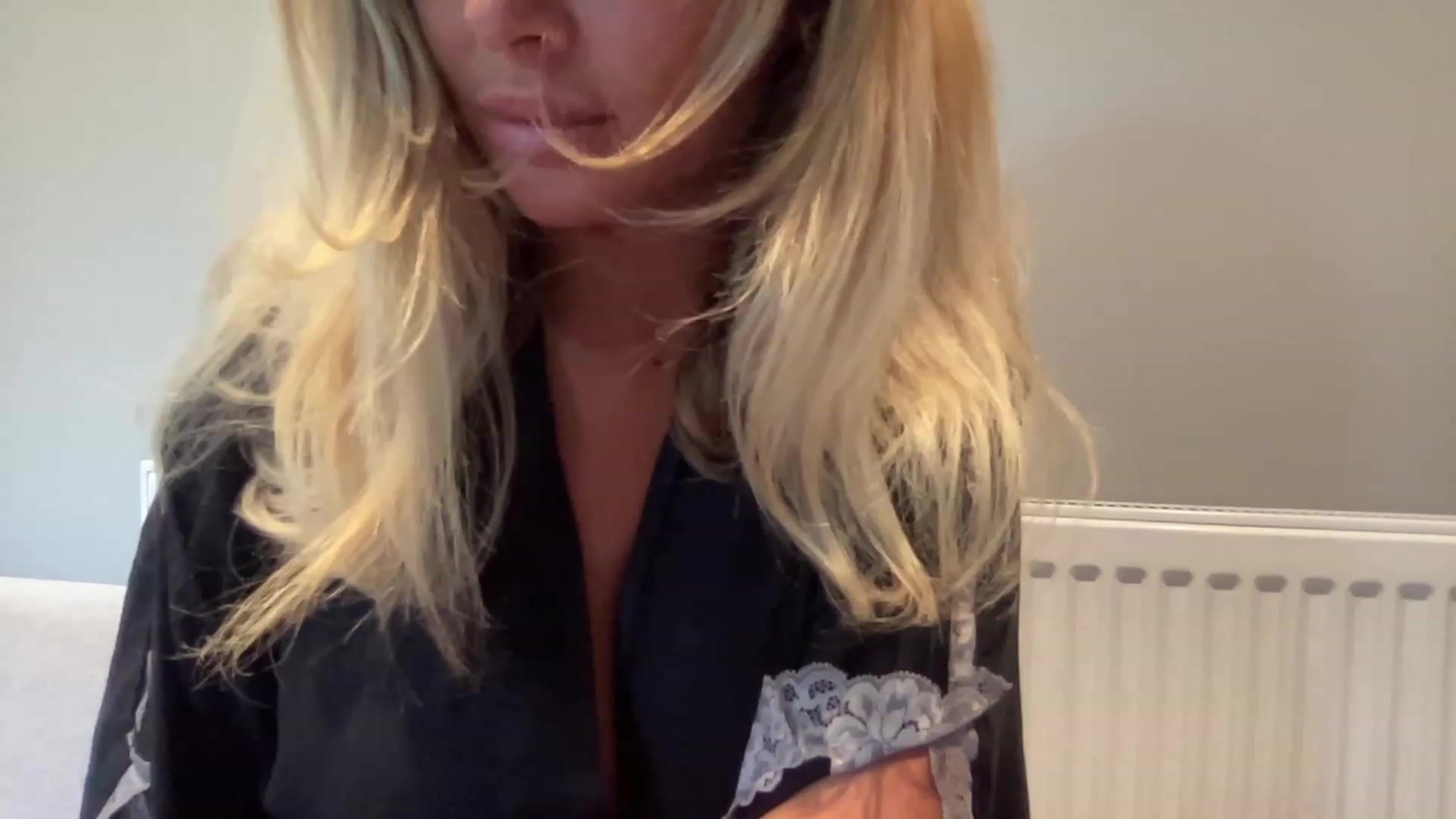 Gallery image thumbnail from GirlnextdoorM's myfreecams stream on, 06/04/2023, 16:14 image 18 of 20