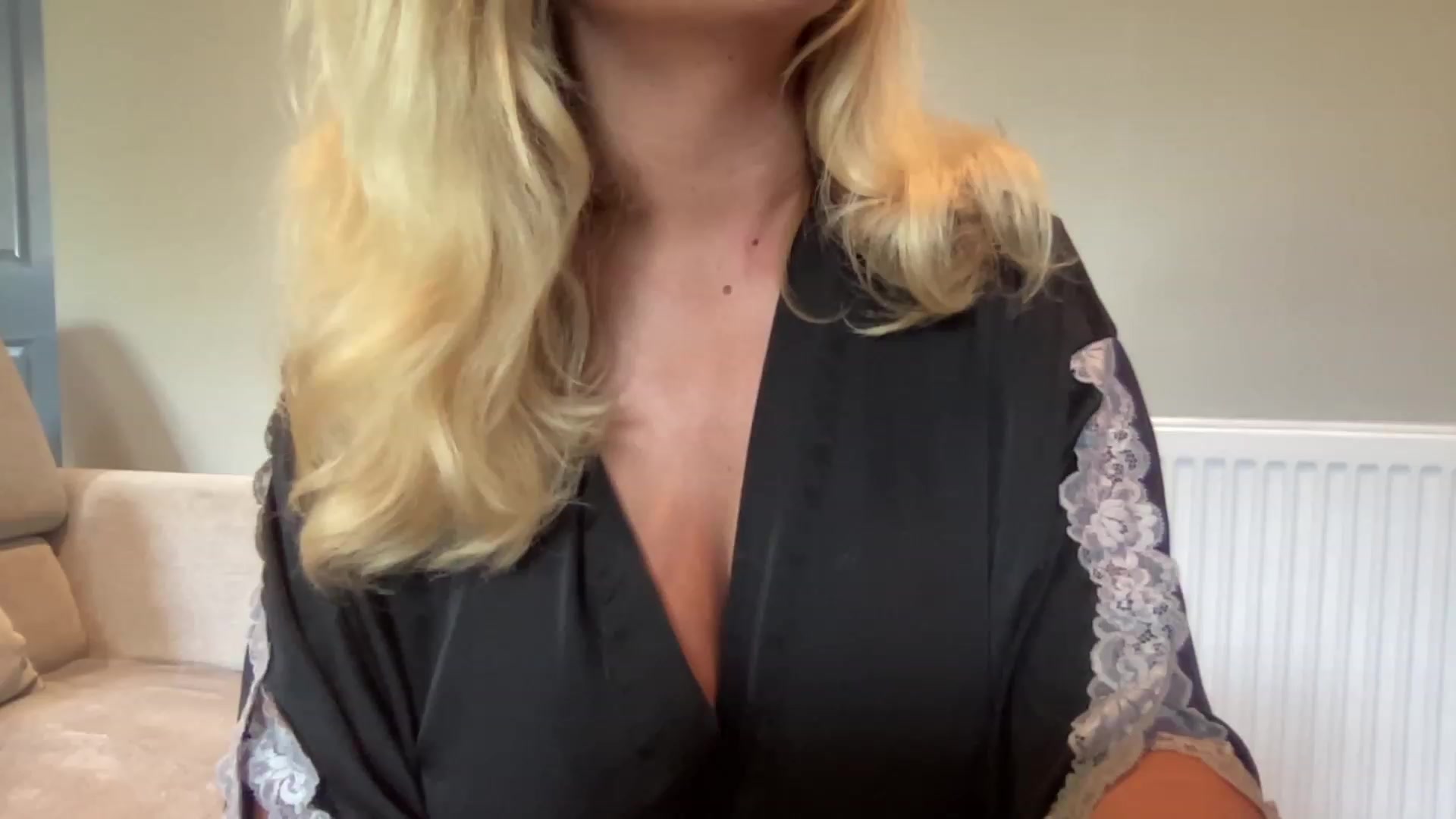 Gallery image thumbnail from GirlnextdoorM's myfreecams stream on, 06/09/2023, 11:15 image 5 of 20