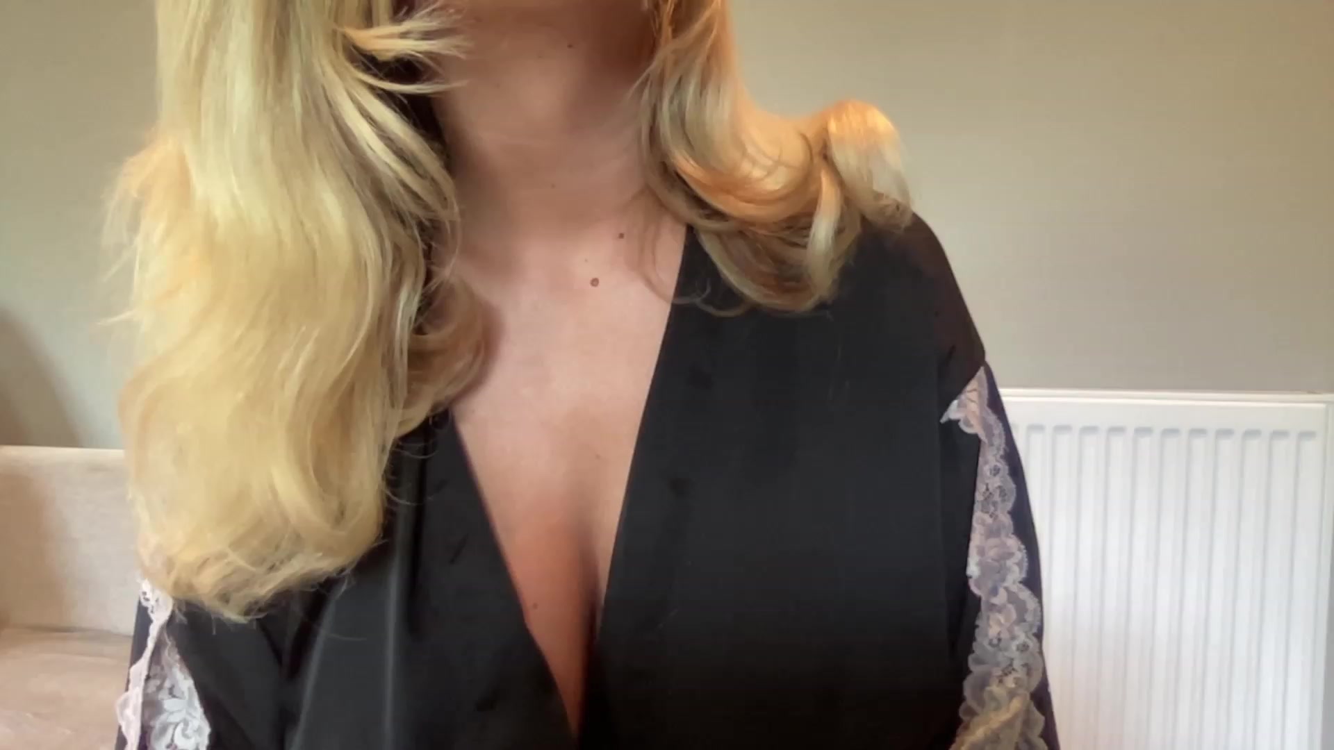 Gallery image thumbnail from GirlnextdoorM's myfreecams stream on, 06/09/2023, 11:15 image 16 of 20