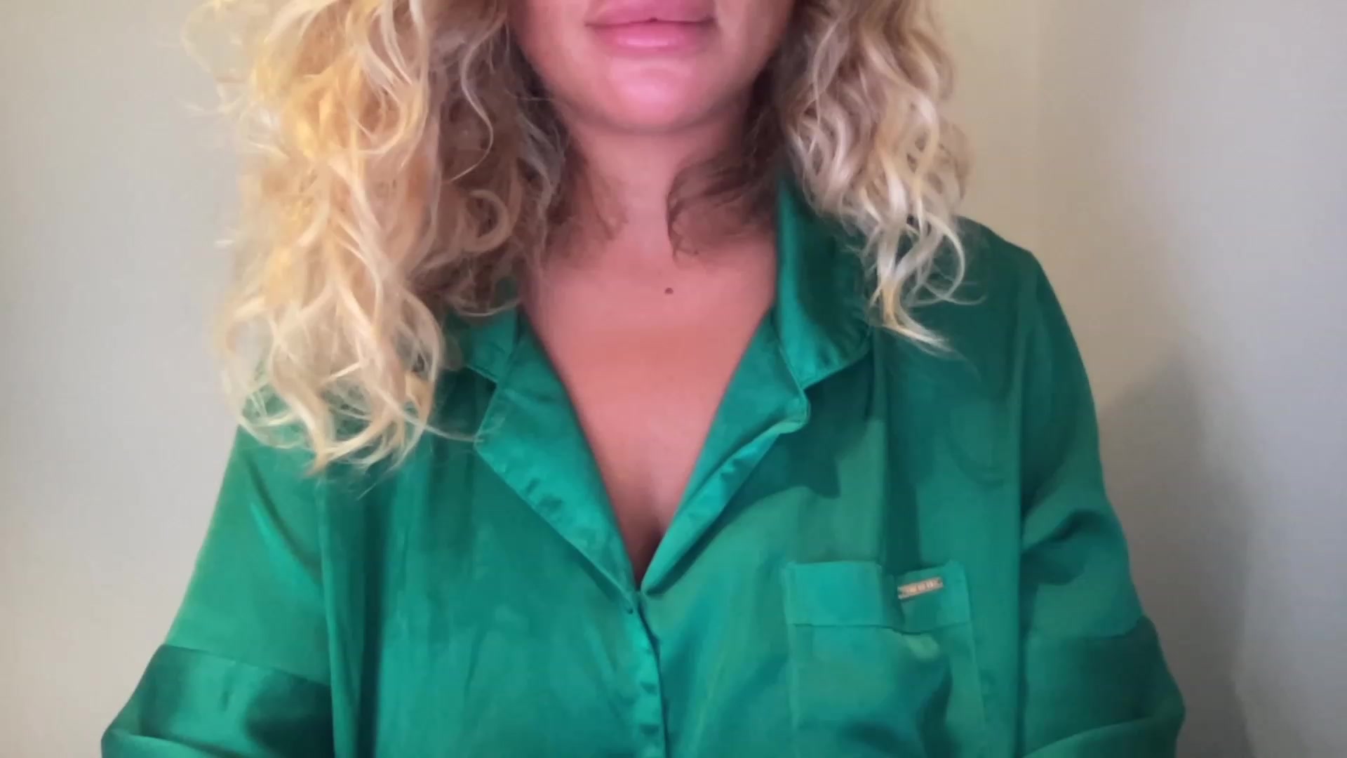 Gallery image thumbnail from GirlnextdoorM's myfreecams stream on, 06/11/2023, 20:51 image 4 of 20