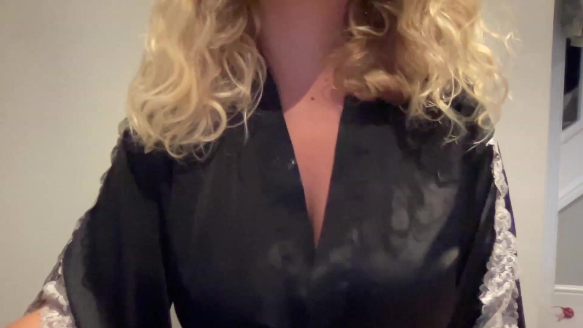 Gallery image thumbnail from GirlnextdoorM's myfreecams stream on, 06/12/2023, 18:16 image 9 of 20