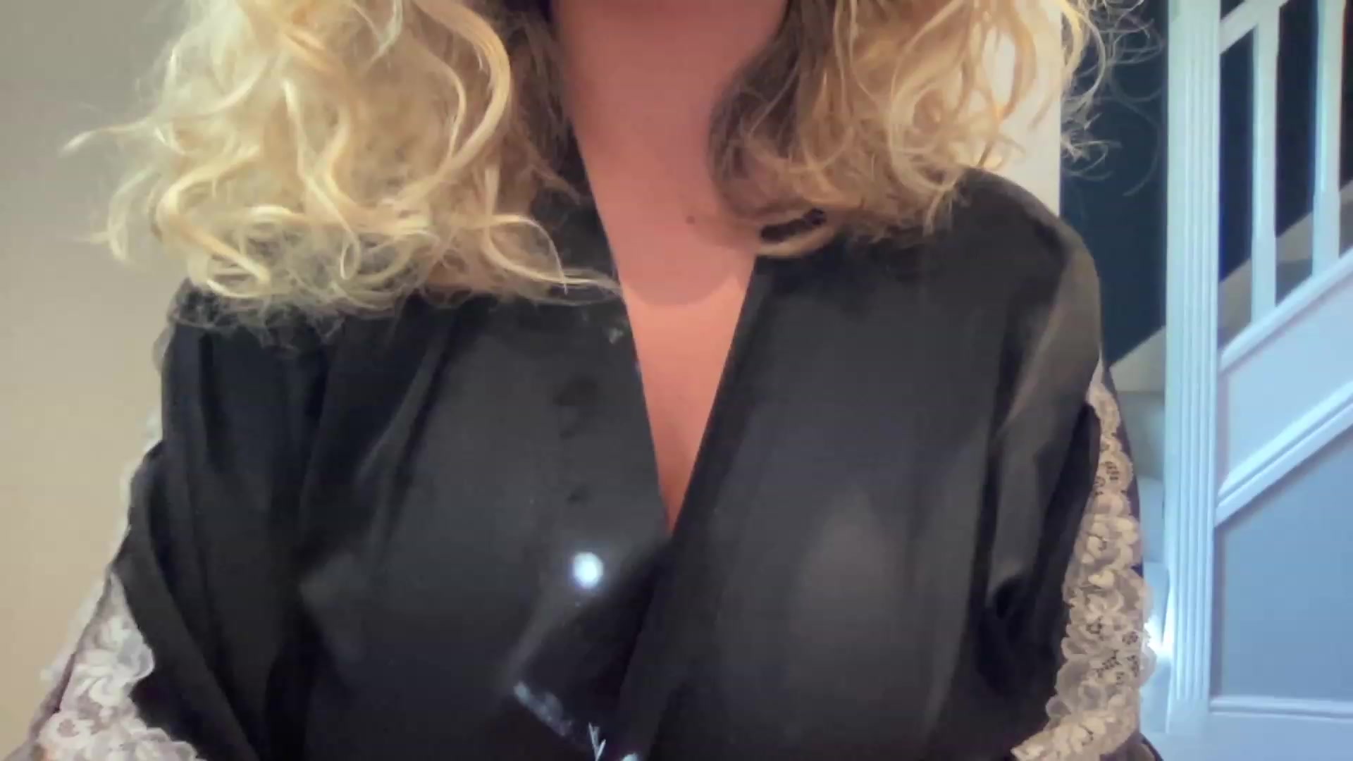 Gallery image thumbnail from GirlnextdoorM's myfreecams stream on, 06/13/2023, 08:45 image 13 of 20