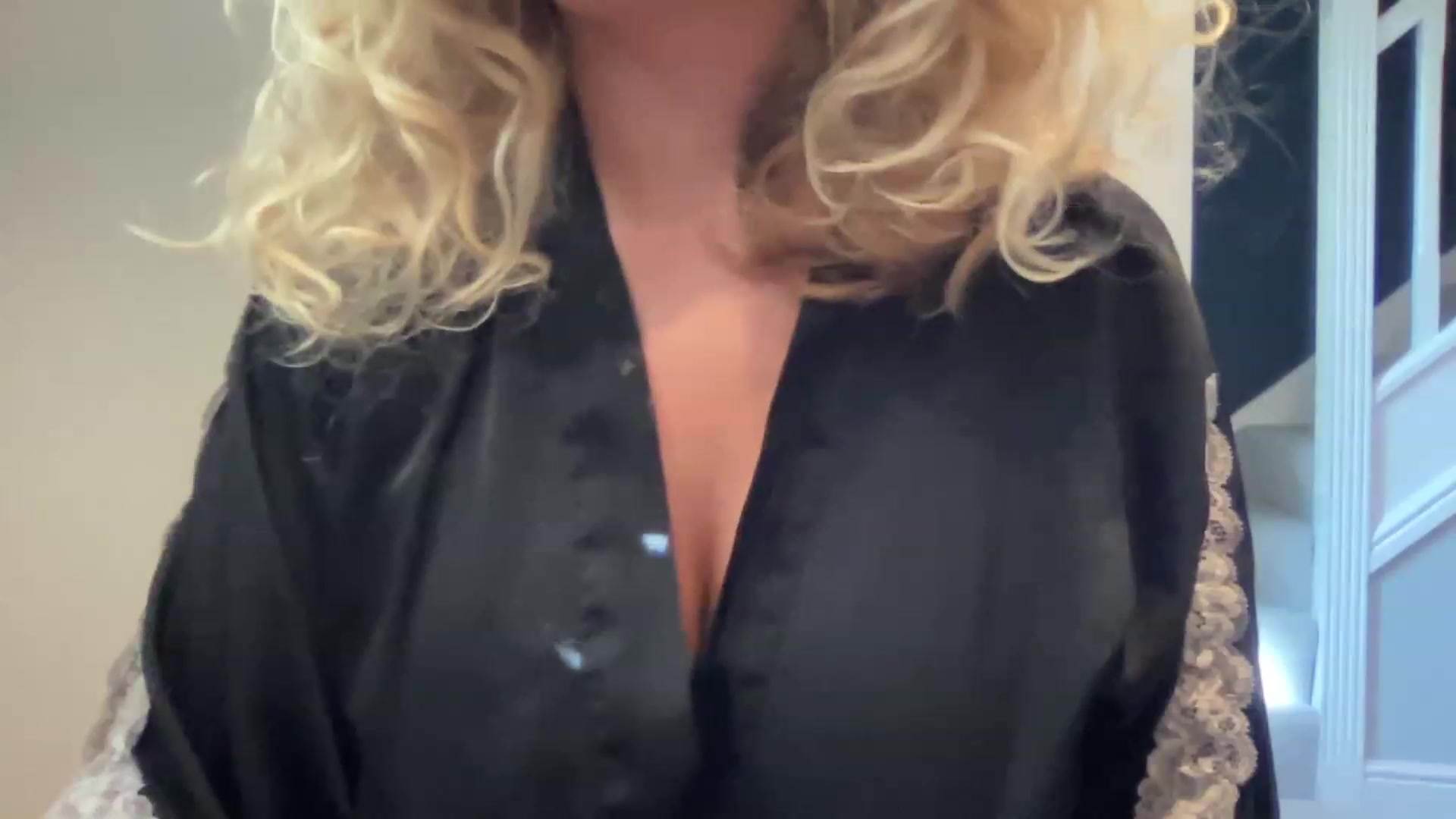 Gallery image thumbnail from GirlnextdoorM's myfreecams stream on, 06/13/2023, 08:45 image 2 of 20