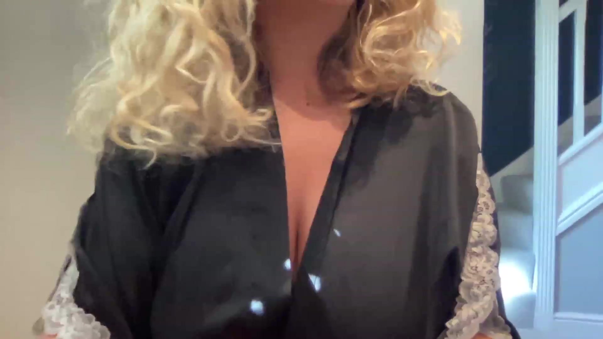 Gallery image thumbnail from GirlnextdoorM's myfreecams stream on, 06/13/2023, 08:45 image 8 of 20