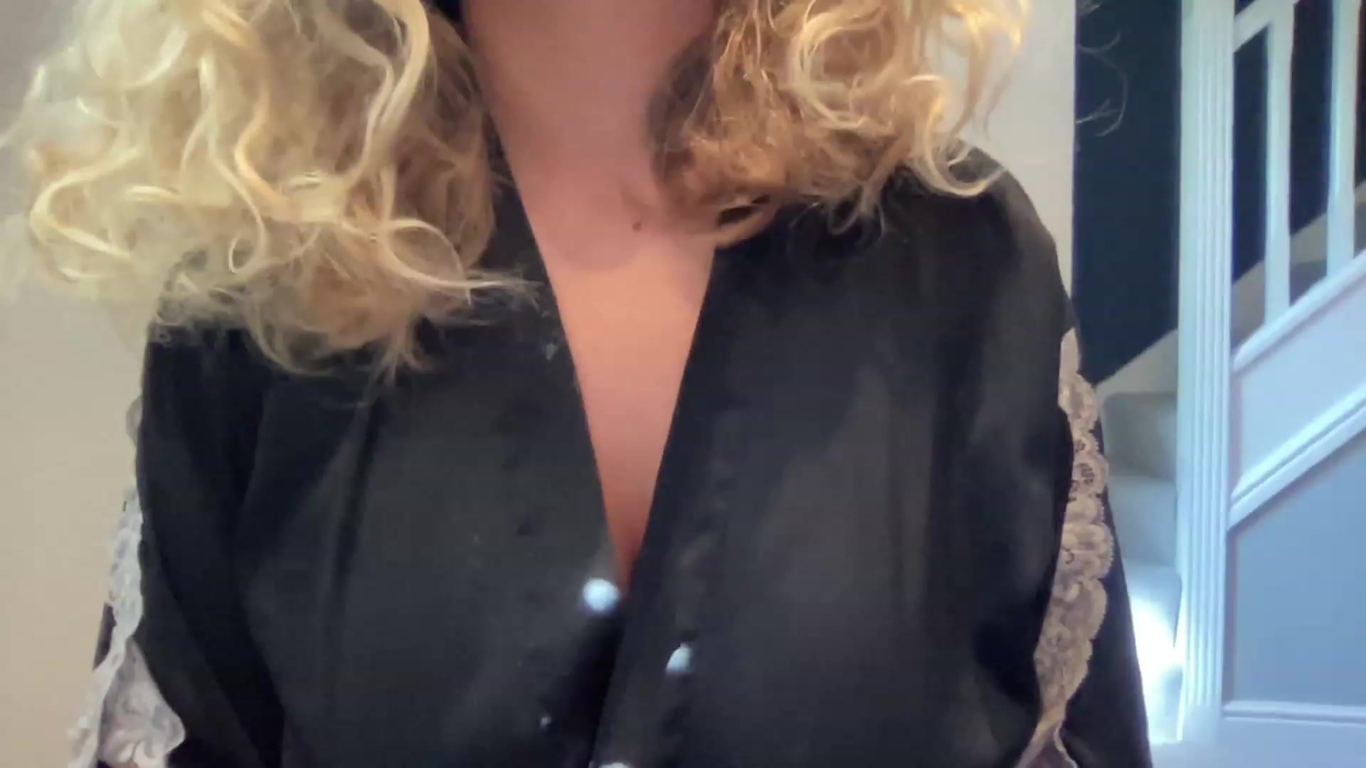 Gallery image thumbnail from GirlnextdoorM's myfreecams stream on, 06/13/2023, 08:45 image 17 of 20