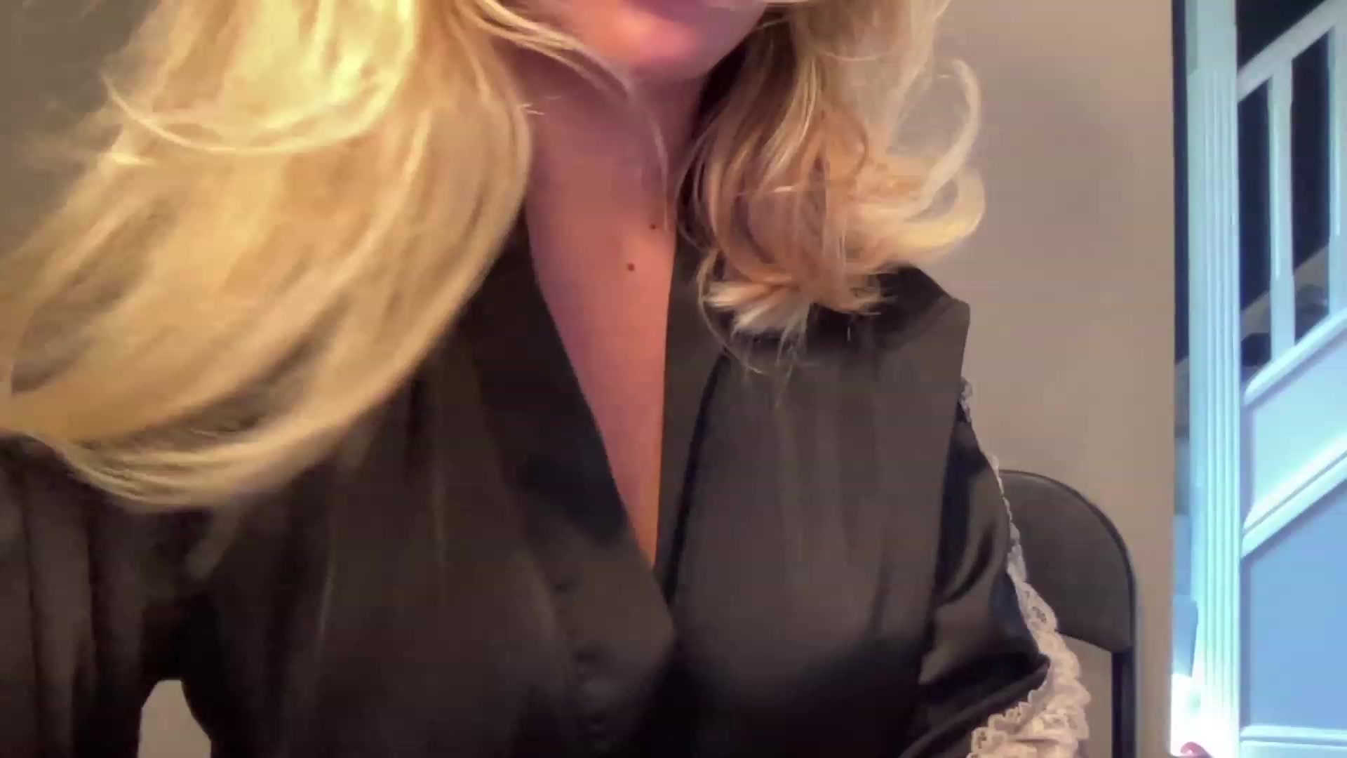 Gallery image thumbnail from GirlnextdoorM's myfreecams stream on, 06/16/2023, 08:58 image 16 of 20