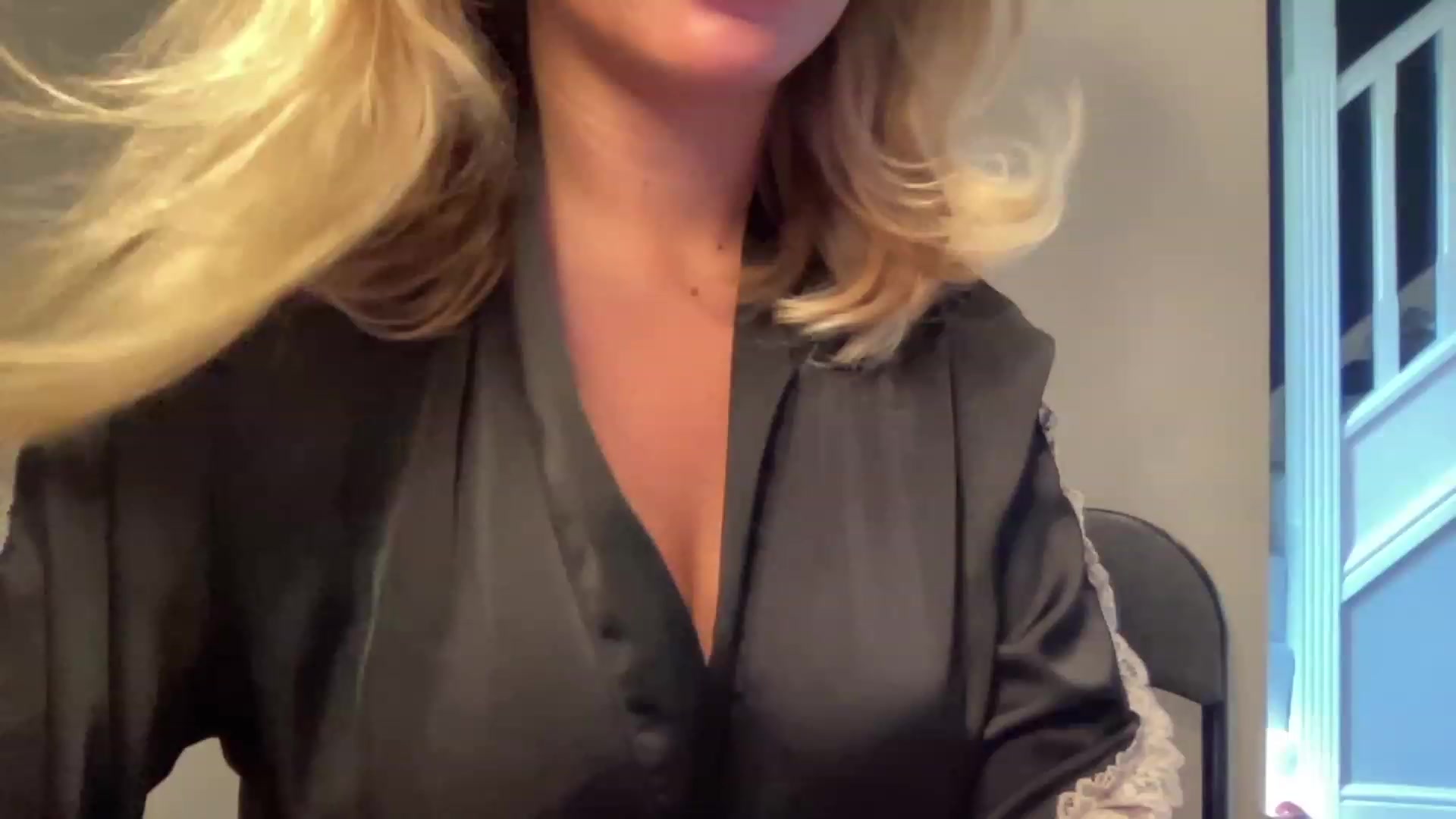 Gallery image thumbnail from GirlnextdoorM's myfreecams stream on, 06/16/2023, 08:58 image 15 of 20