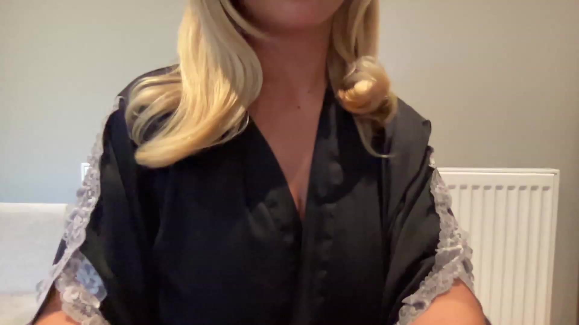 Gallery image thumbnail from GirlnextdoorM's myfreecams stream on, 06/17/2023, 18:07 image 7 of 20