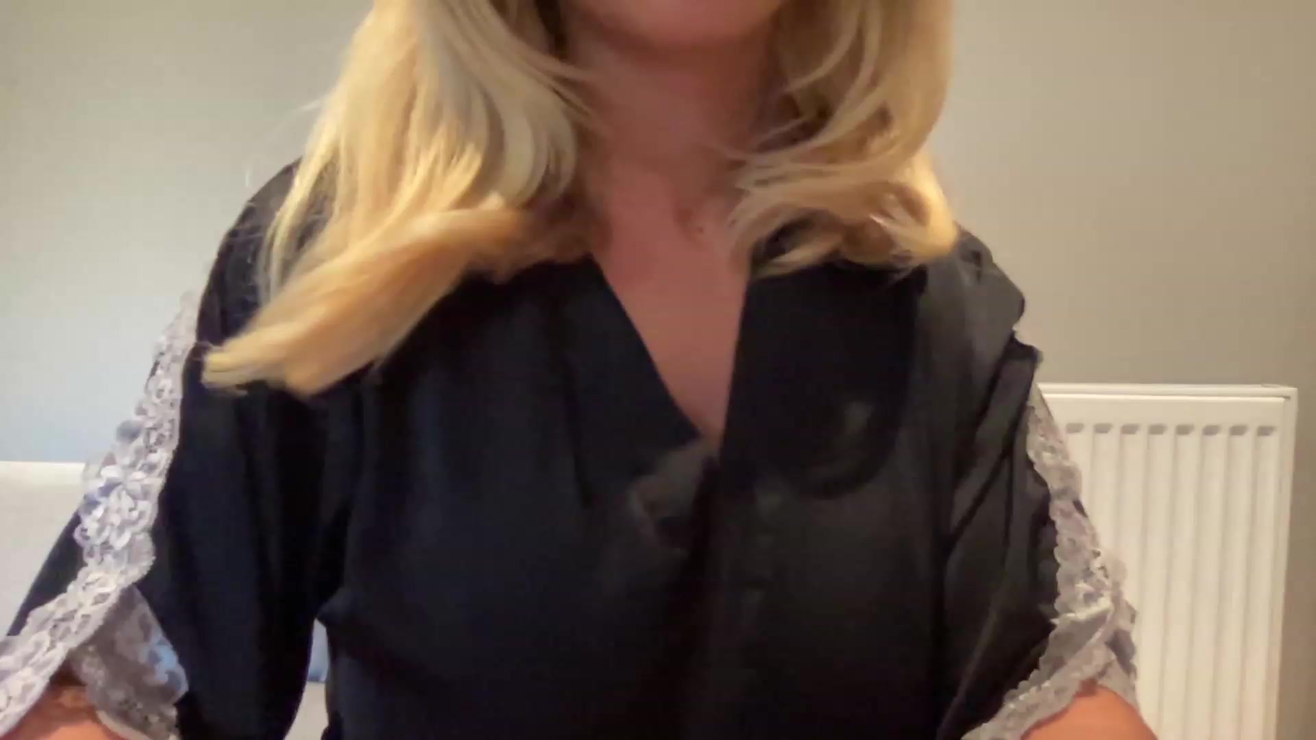 Gallery image thumbnail from GirlnextdoorM's myfreecams stream on, 06/17/2023, 18:07 image 1 of 20