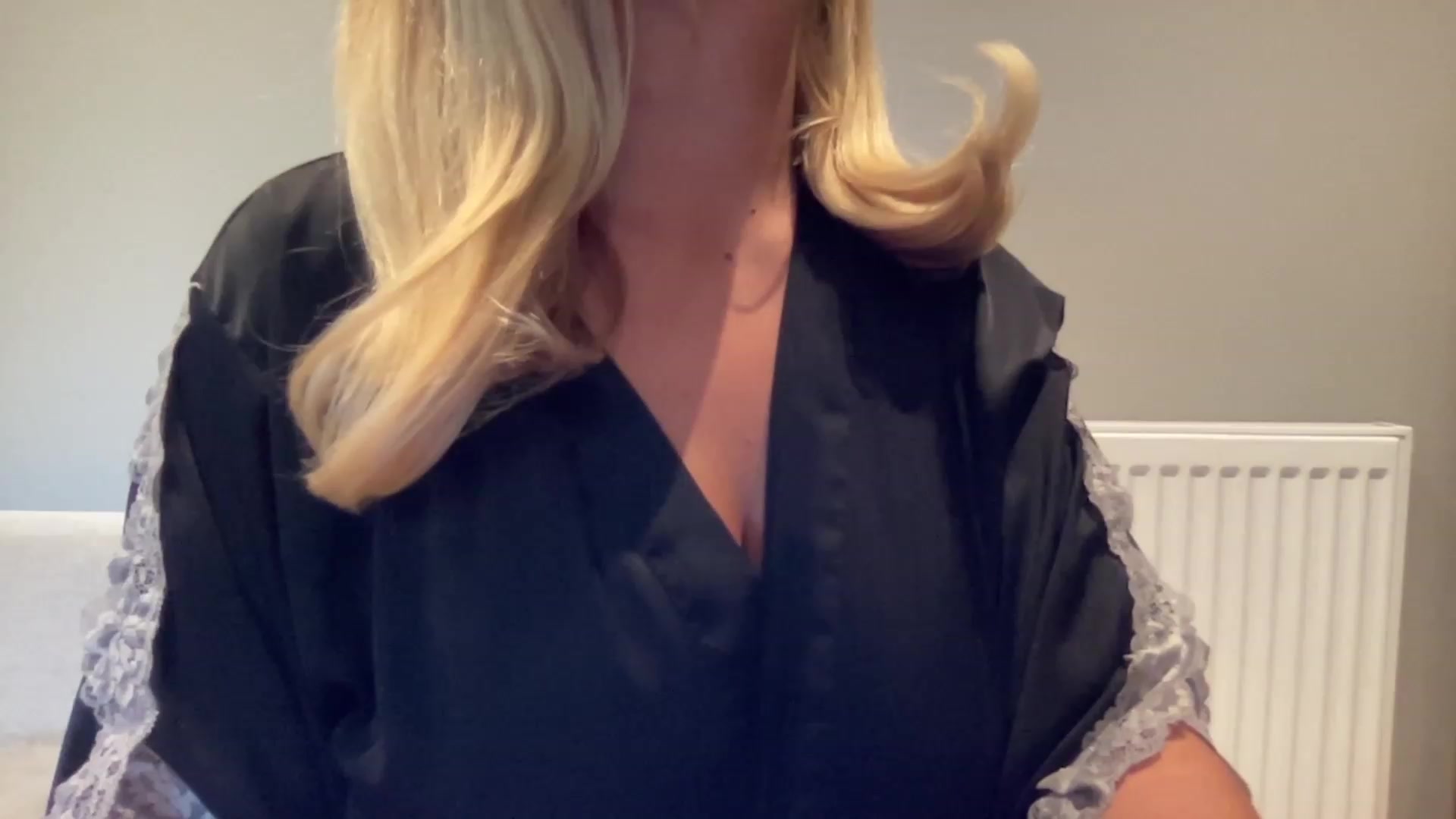 Gallery image thumbnail from GirlnextdoorM's myfreecams stream on, 06/17/2023, 18:07 image 10 of 20