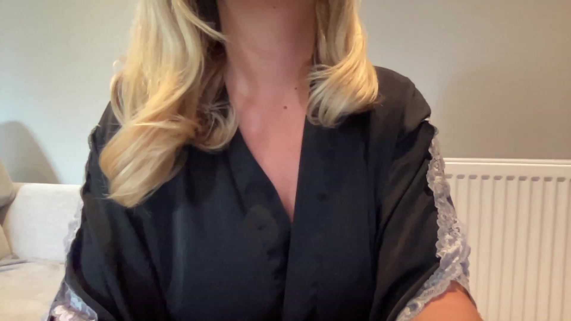 Gallery image thumbnail from GirlnextdoorM's myfreecams stream on, 06/18/2023, 09:52 image 10 of 20