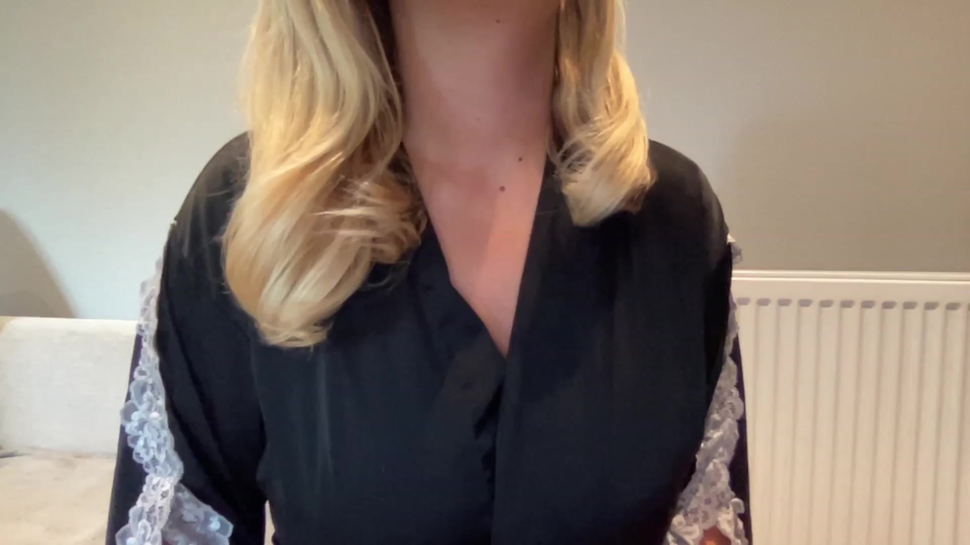 Gallery image thumbnail from GirlnextdoorM's myfreecams stream on, 06/18/2023, 09:52 image 6 of 20