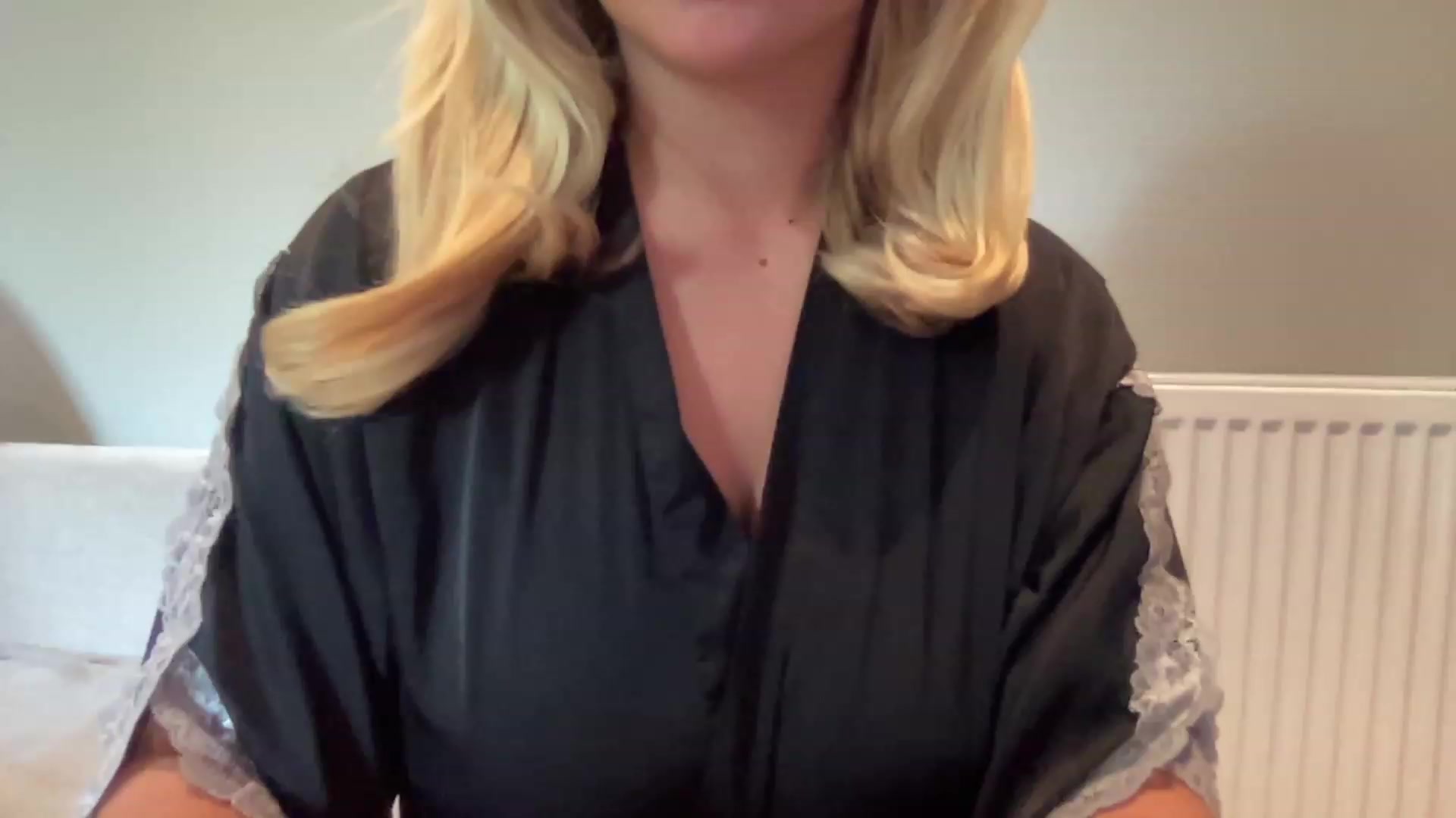 Gallery image thumbnail from GirlnextdoorM's myfreecams stream on, 06/18/2023, 10:38 image 2 of 20