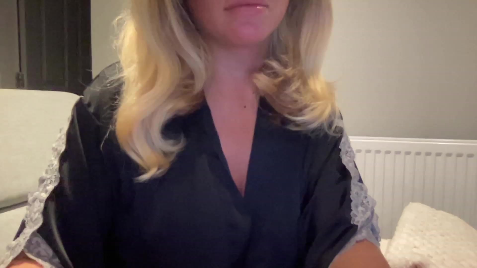 Gallery image thumbnail from GirlnextdoorM's myfreecams stream on, 06/19/2023, 21:38 image 1 of 20