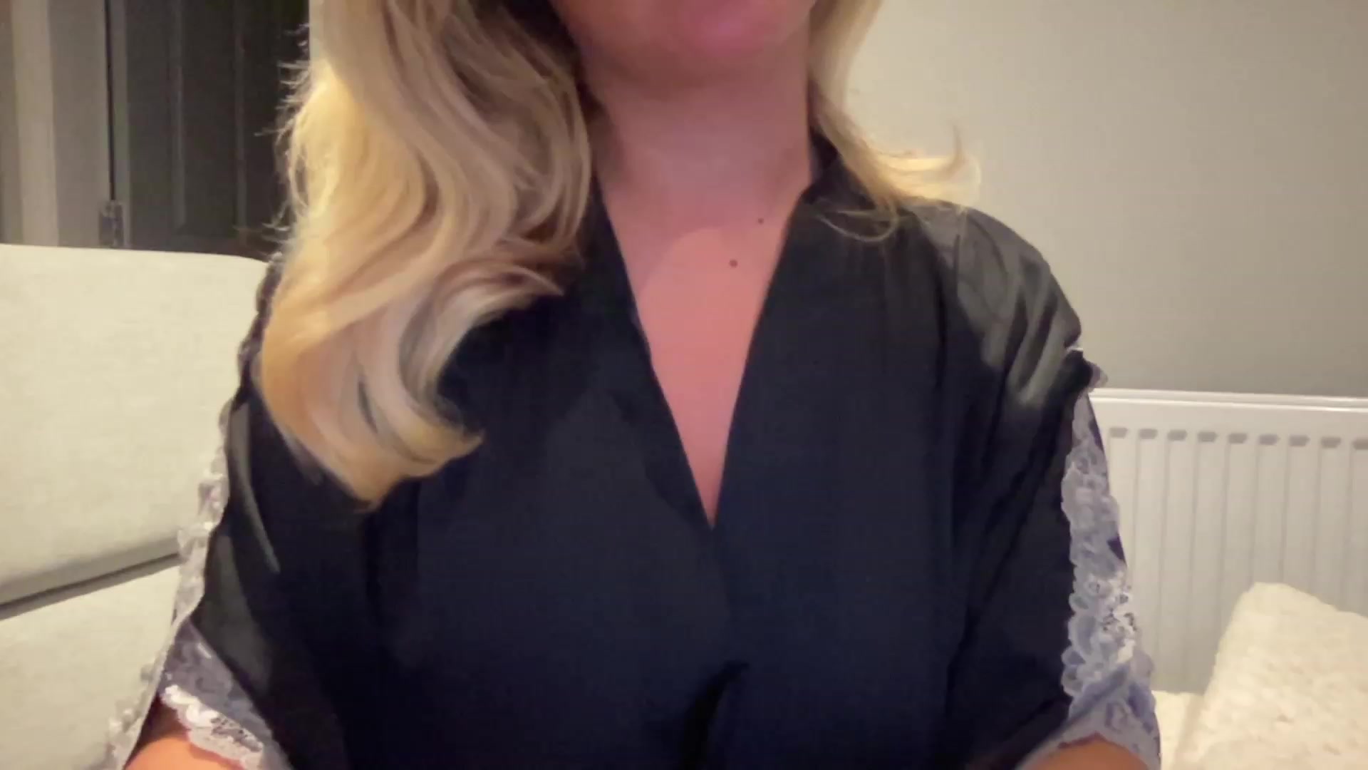 Gallery image thumbnail from GirlnextdoorM's myfreecams stream on, 06/19/2023, 21:38 image 20 of 20