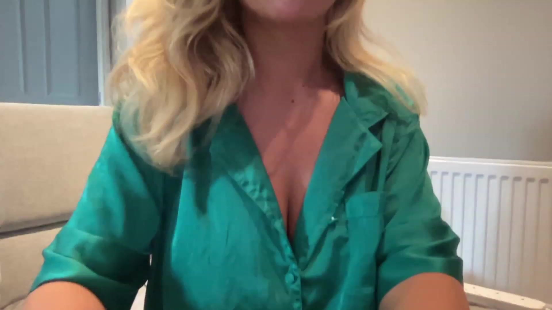 Gallery image thumbnail from GirlnextdoorM's myfreecams stream on, 06/23/2023, 08:37 image 20 of 20