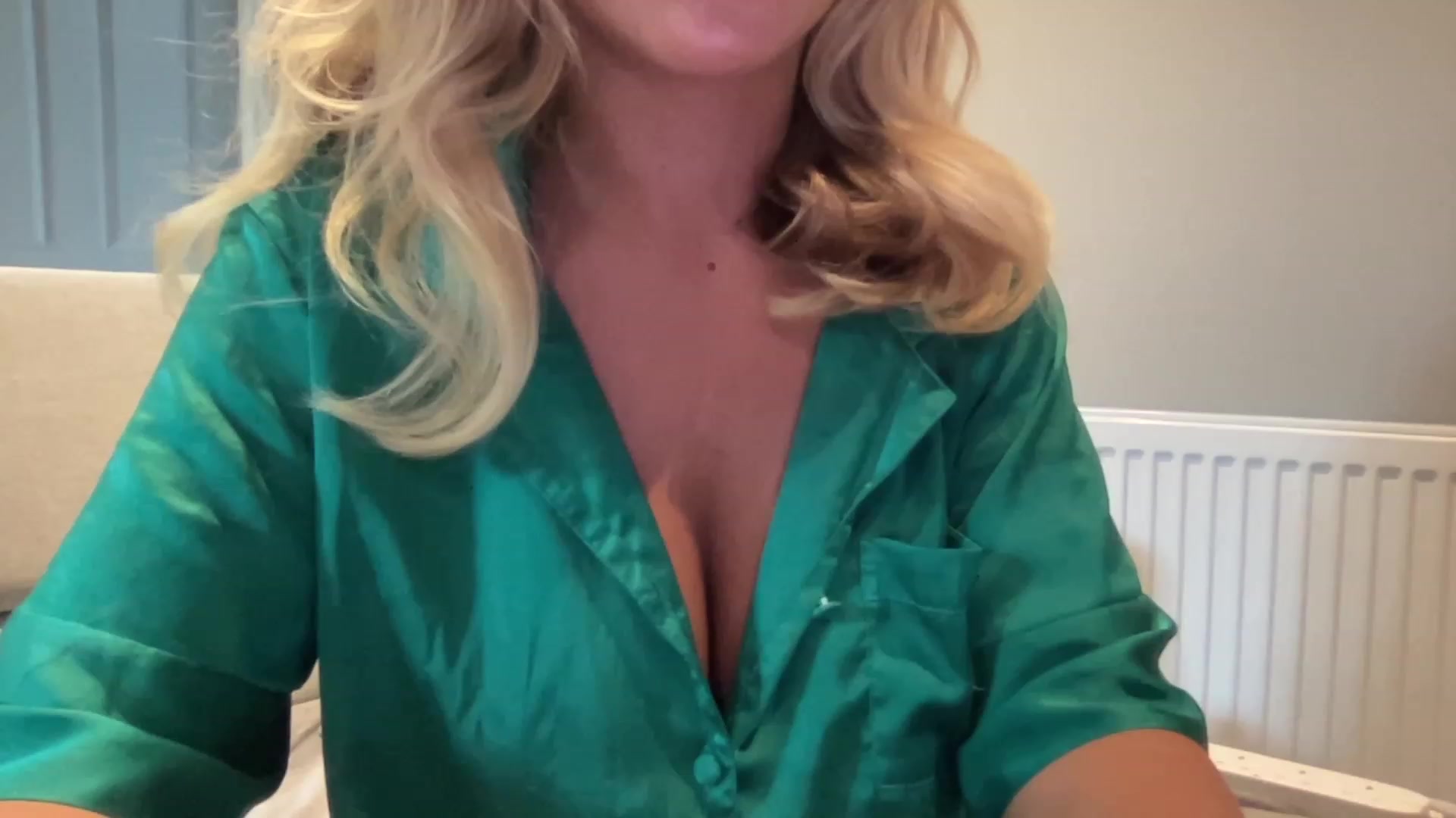 Gallery image thumbnail from GirlnextdoorM's myfreecams stream on, 06/23/2023, 08:37 image 15 of 20