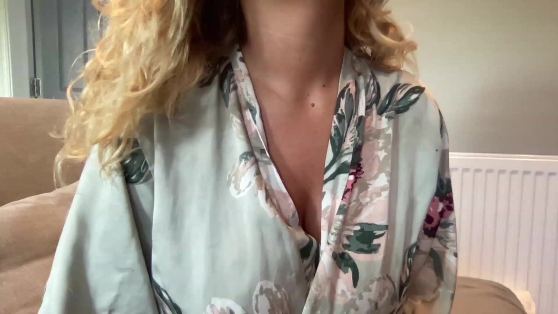 Gallery image thumbnail from GirlnextdoorM's myfreecams stream on, 06/24/2023, 11:55 image 3 of 20