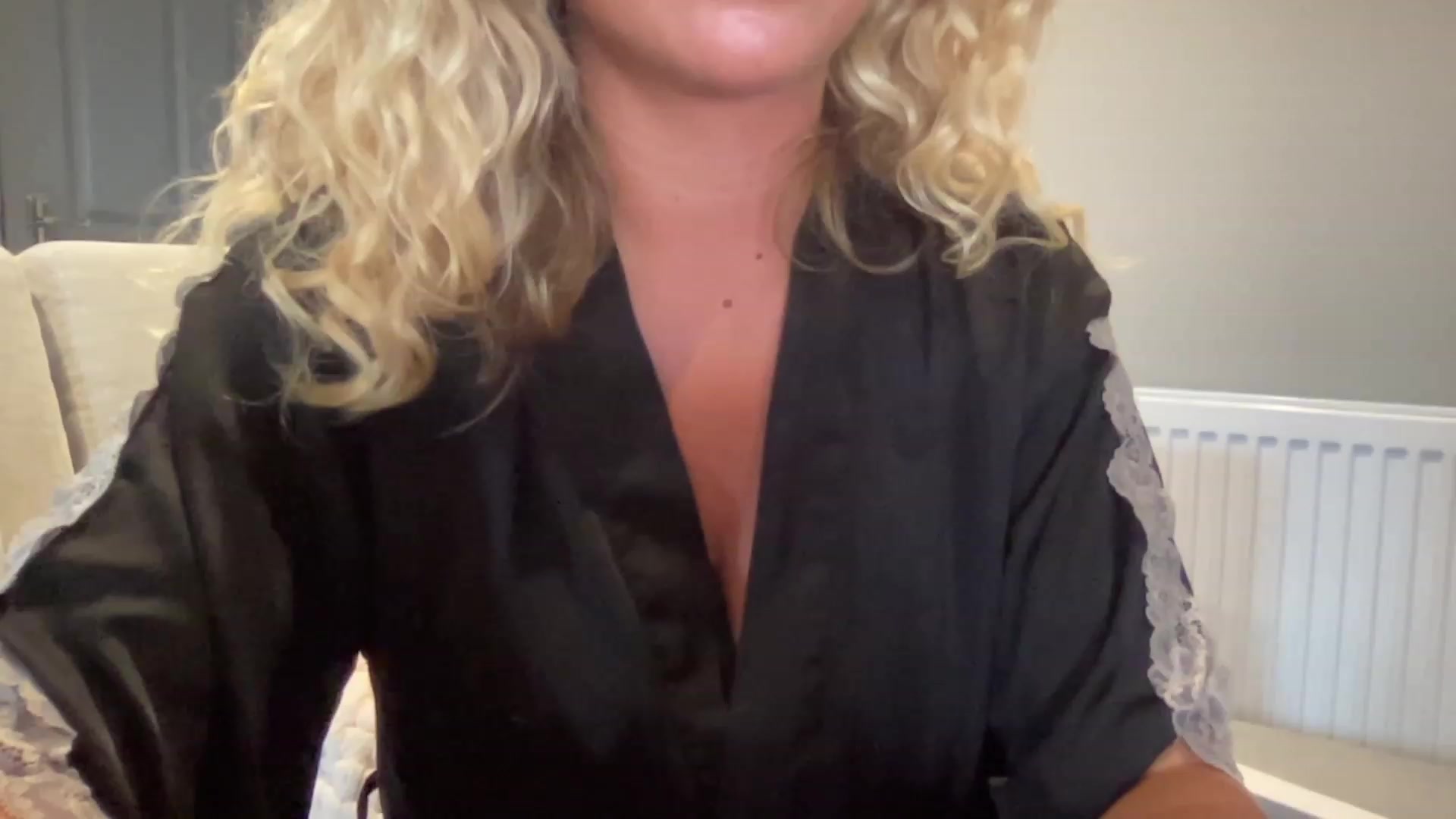 Gallery image thumbnail from GirlnextdoorM's myfreecams stream on, 06/26/2023, 18:57 image 6 of 20