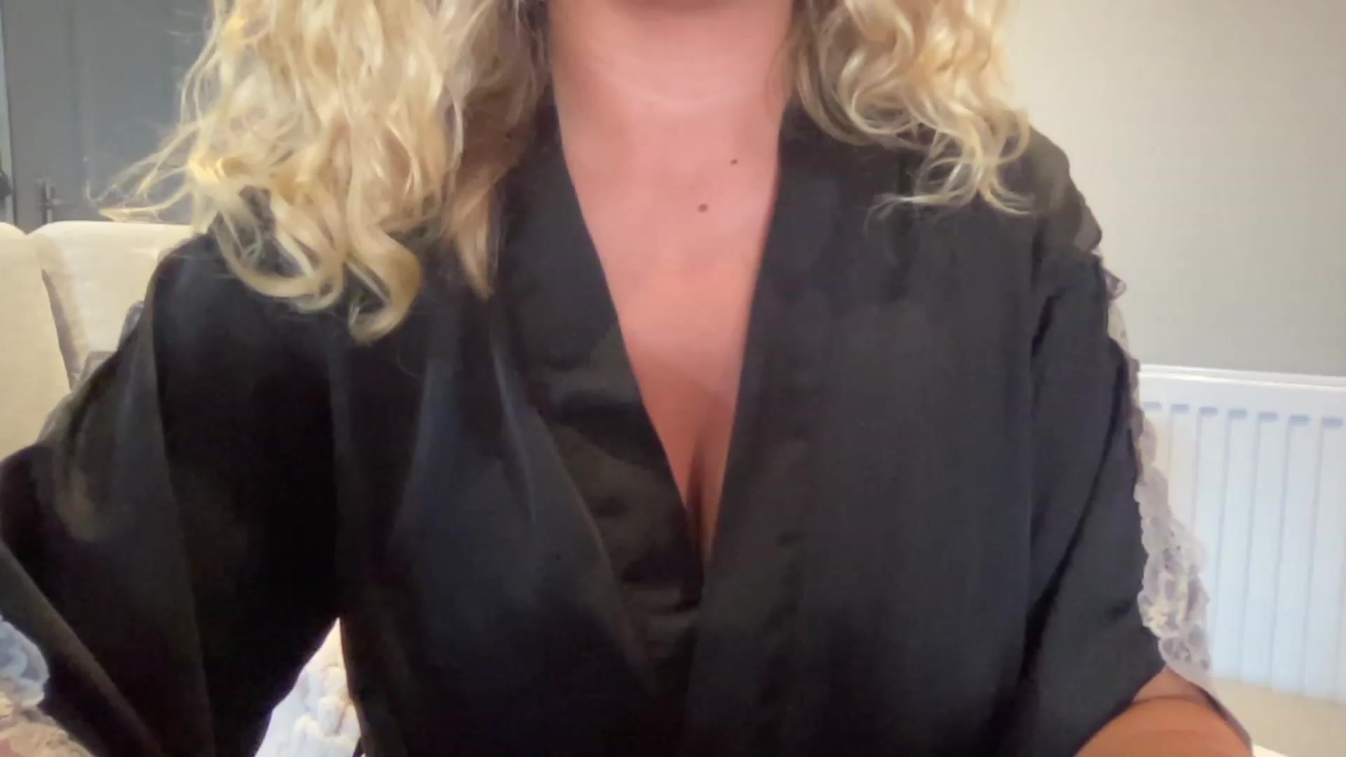 Gallery image thumbnail from GirlnextdoorM's myfreecams stream on, 06/26/2023, 18:57 image 2 of 20