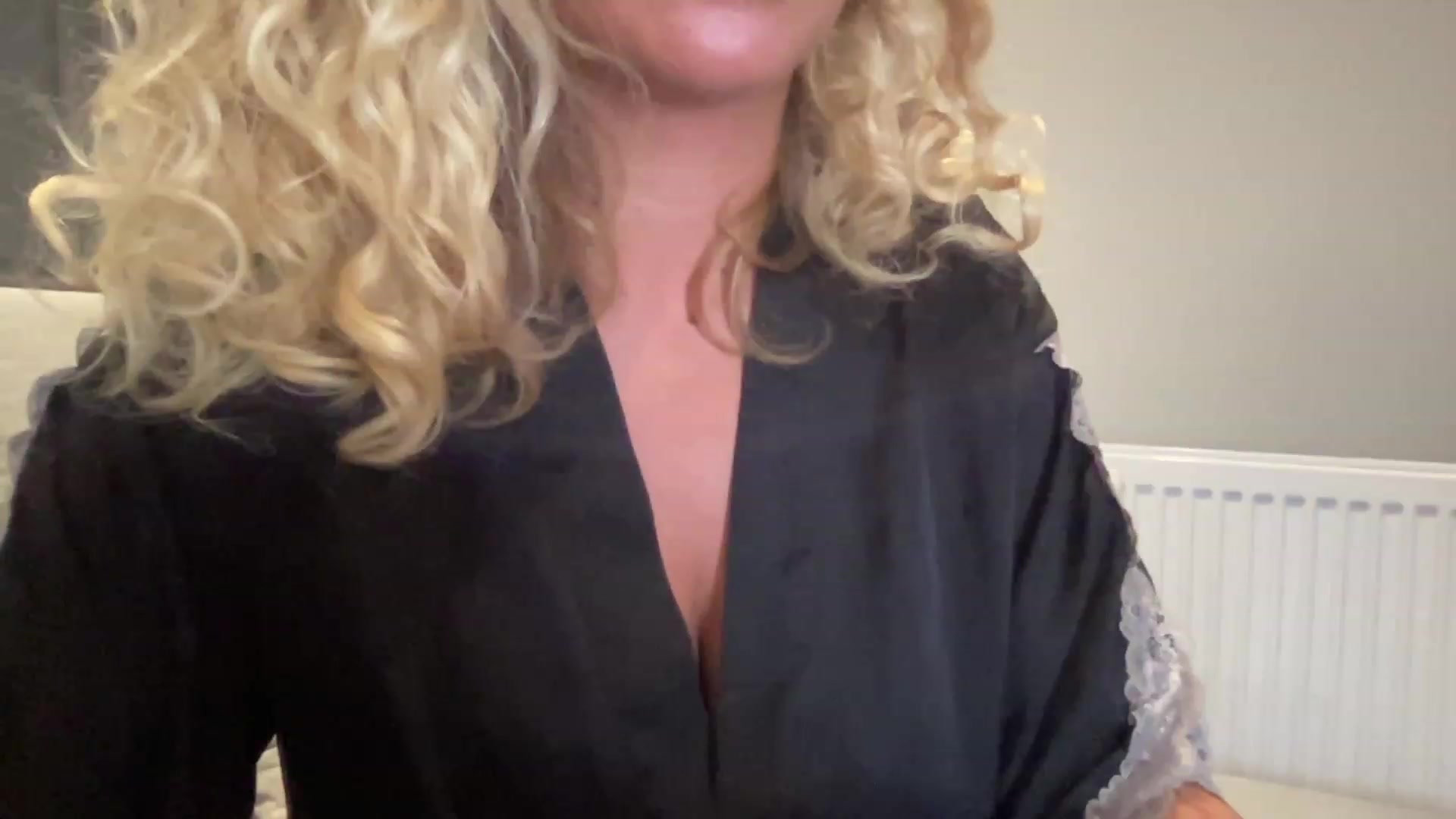 Gallery image thumbnail from GirlnextdoorM's myfreecams stream on, 06/26/2023, 19:26 image 18 of 20