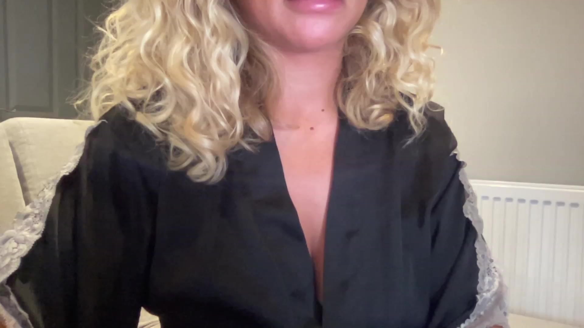 Gallery image thumbnail from GirlnextdoorM's myfreecams stream on, 06/26/2023, 19:26 image 9 of 20