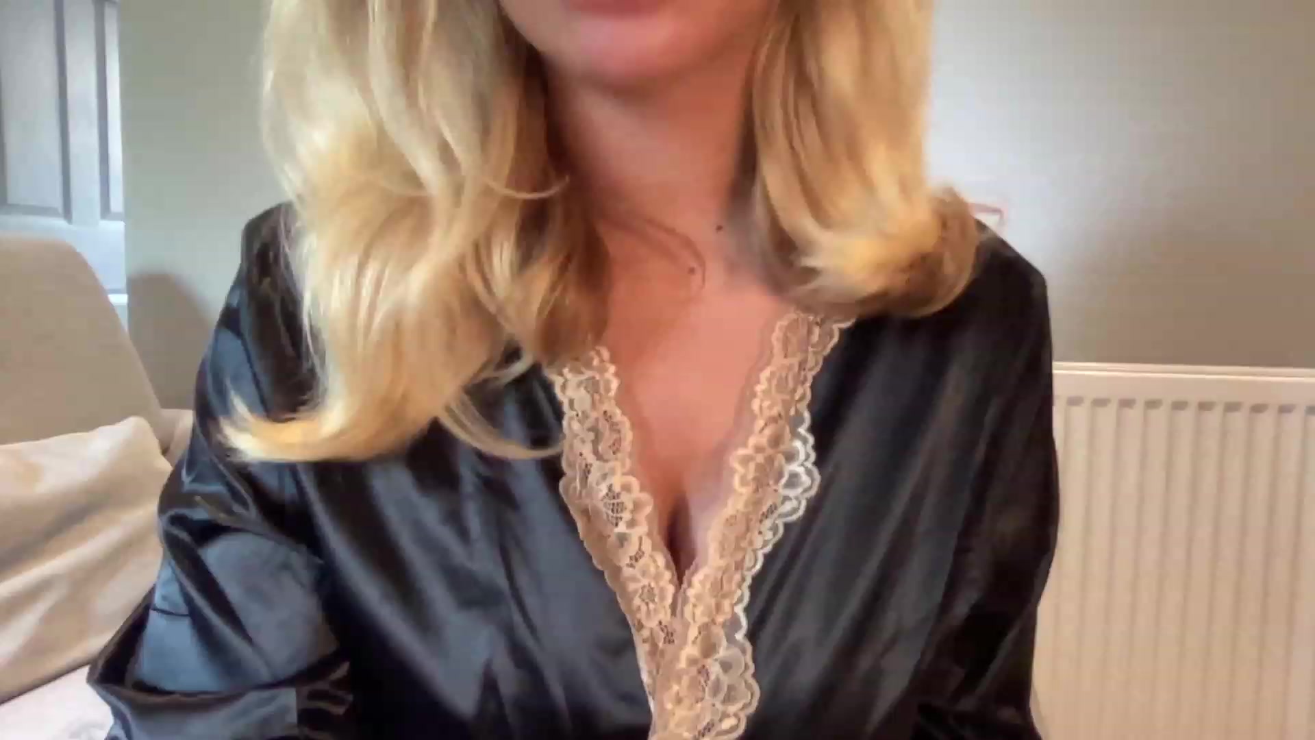 Gallery image thumbnail from GirlnextdoorM's myfreecams stream on, 06/29/2023, 12:31 image 17 of 20