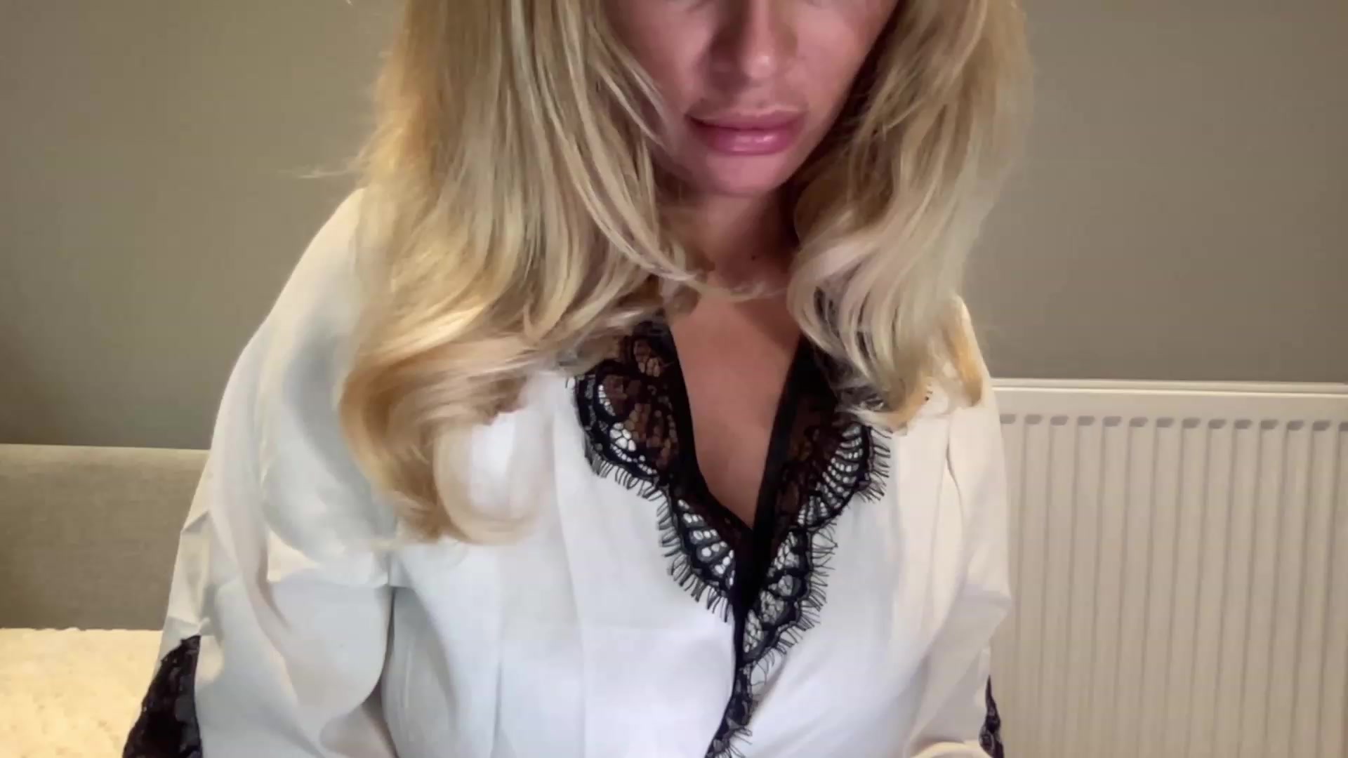 Gallery image thumbnail from GirlnextdoorM's myfreecams stream on, 07/05/2023, 18:56 image 4 of 20